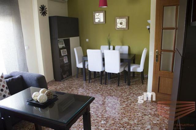 For sale of flat in Morón de la Frontera