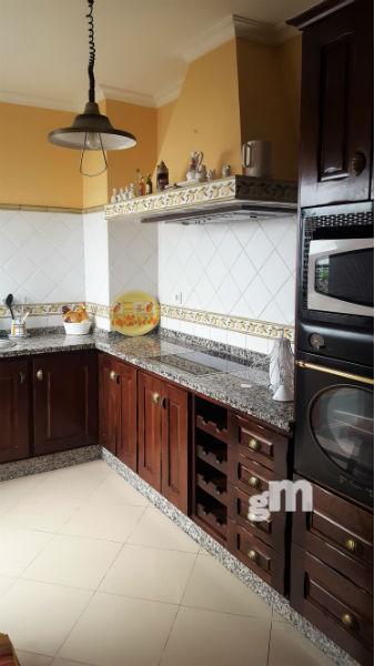 For sale of flat in Morón de la Frontera