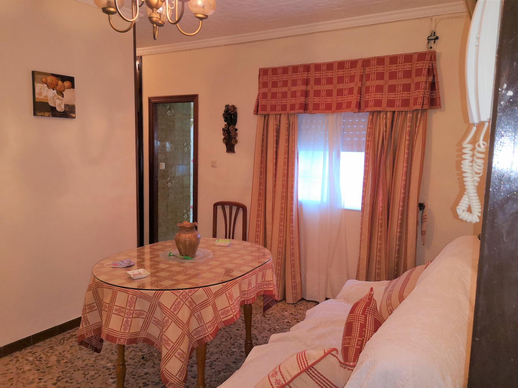 For sale of flat in Morón de la Frontera