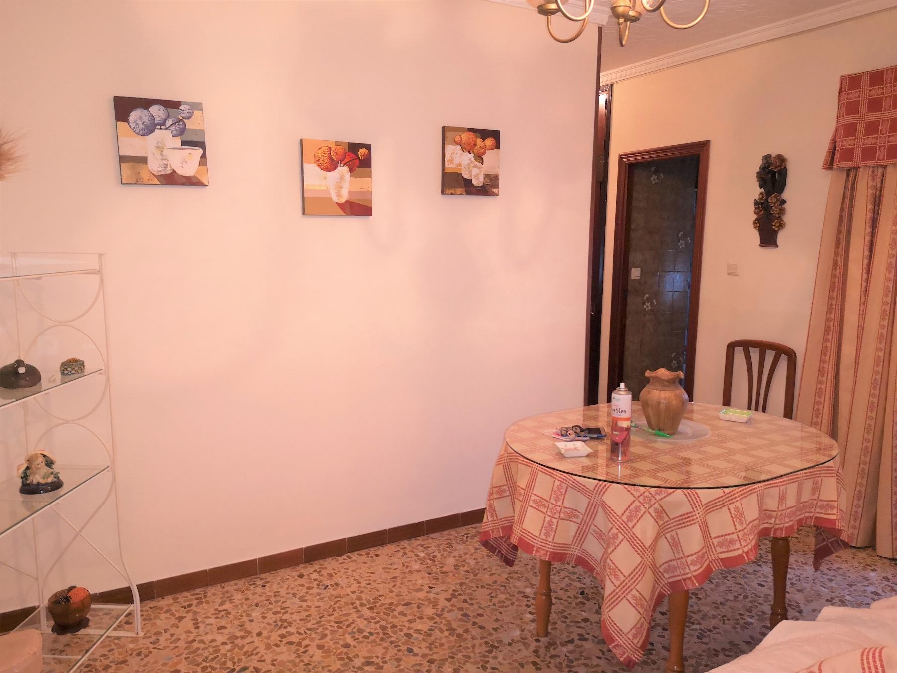 For sale of flat in Morón de la Frontera