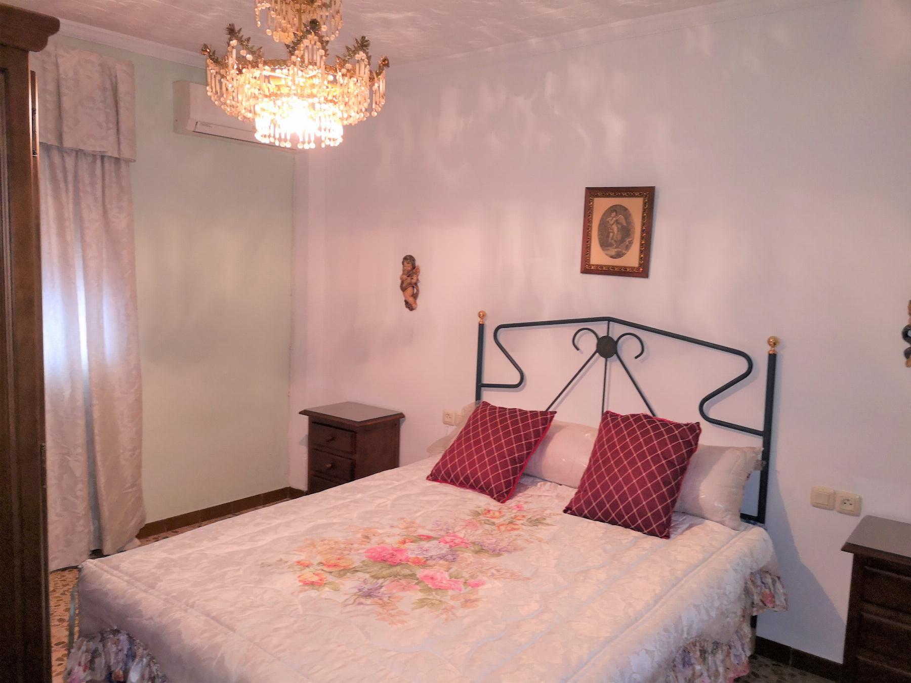 For sale of flat in Morón de la Frontera