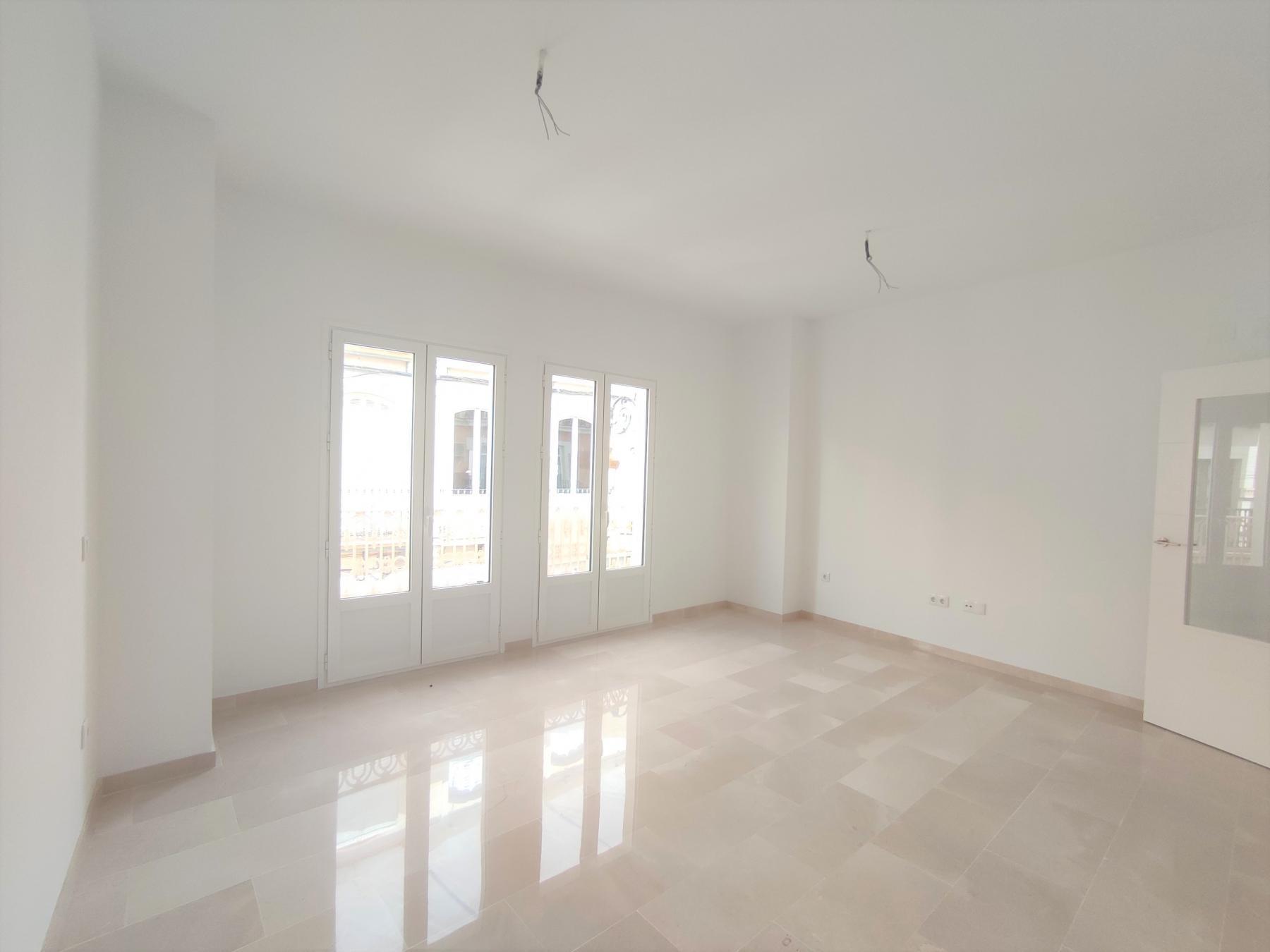 For sale of duplex in Morón de la Frontera