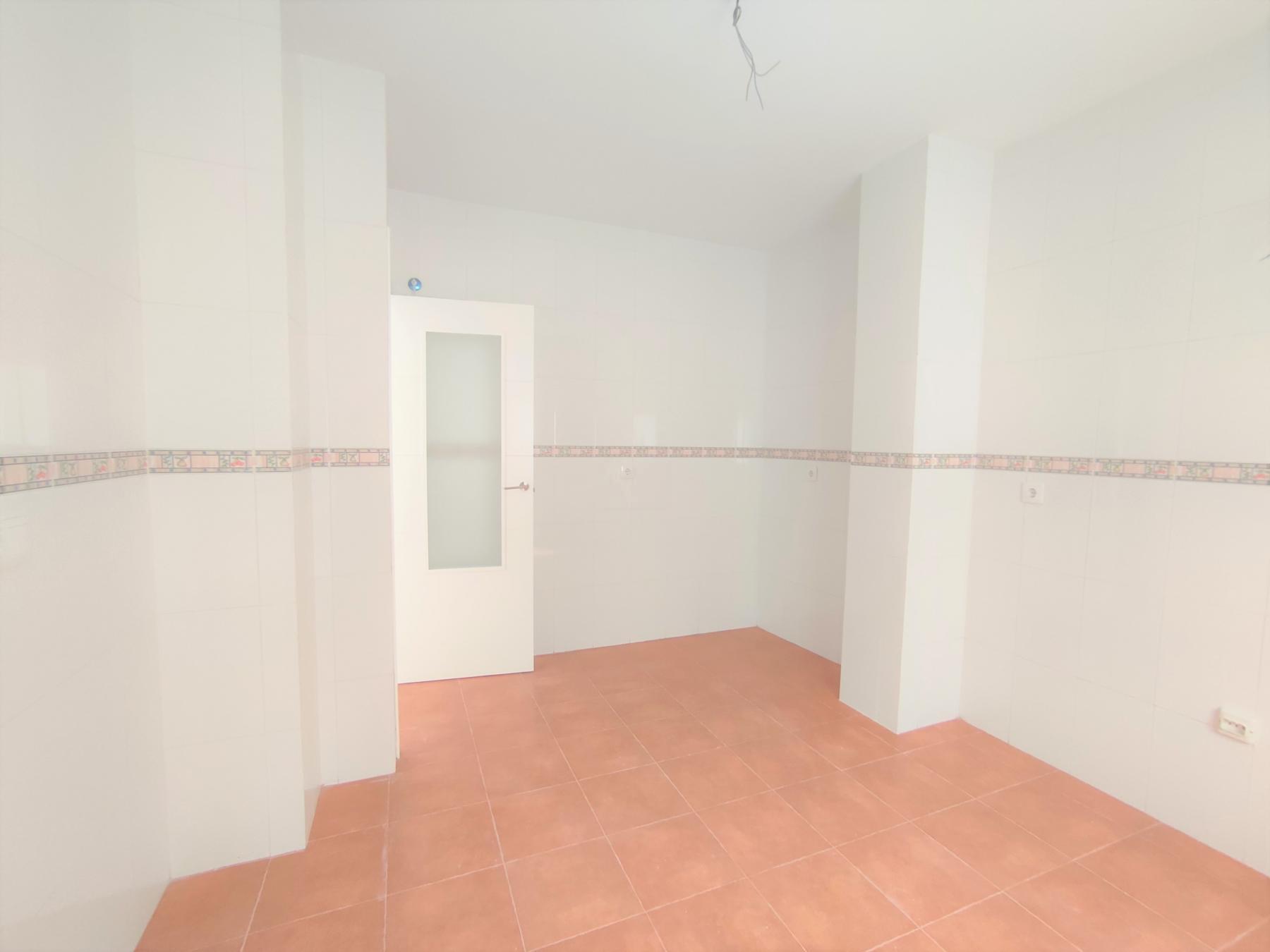 For sale of duplex in Morón de la Frontera