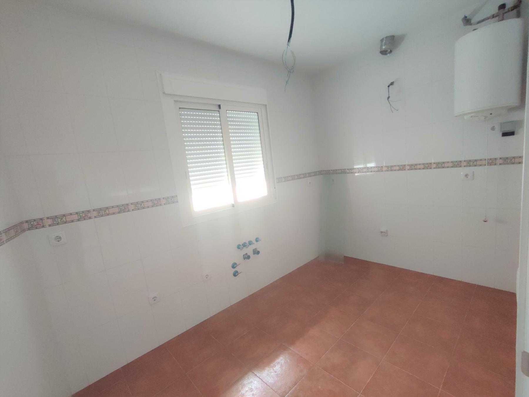 For sale of duplex in Morón de la Frontera