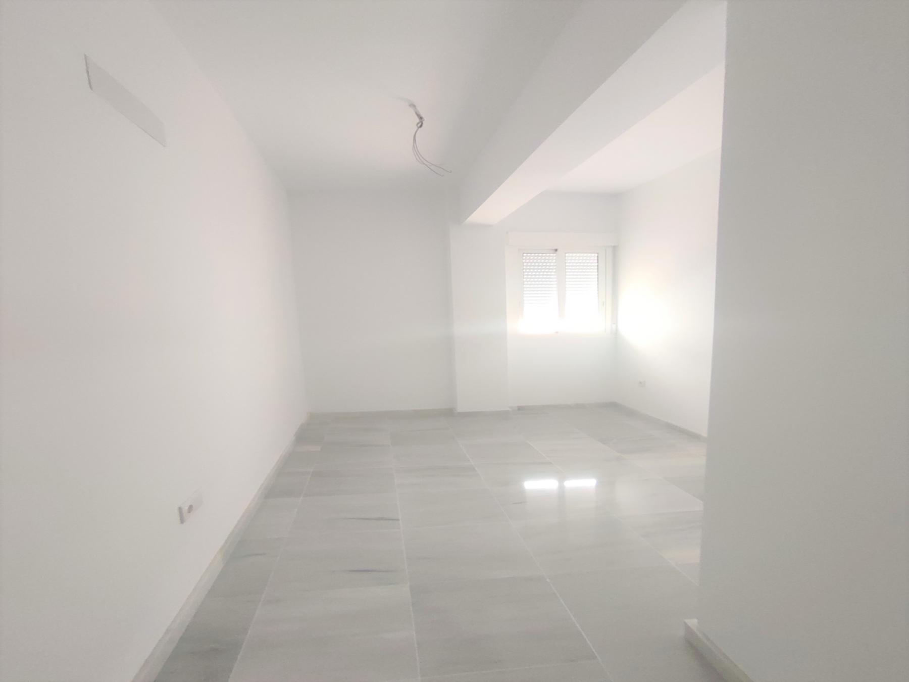 For sale of duplex in Morón de la Frontera