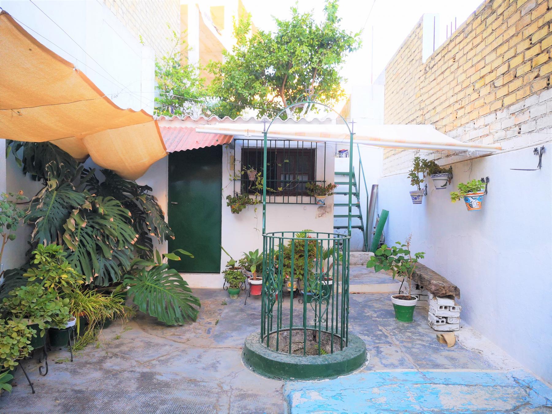 For sale of house in Morón de la Frontera