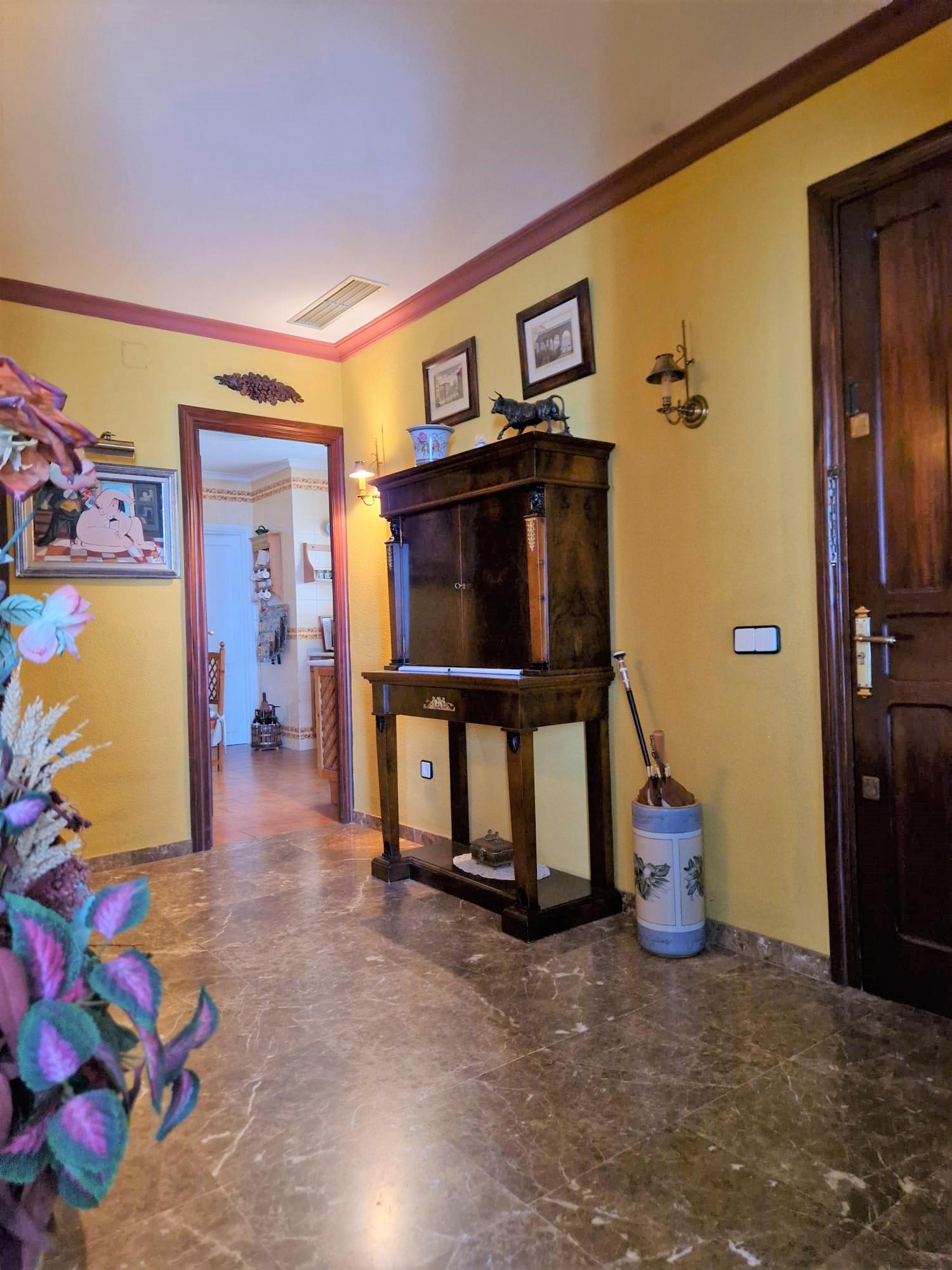 For sale of flat in Morón de la Frontera