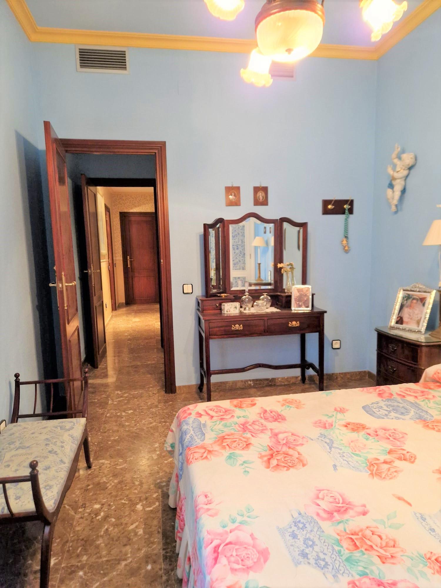 For sale of flat in Morón de la Frontera