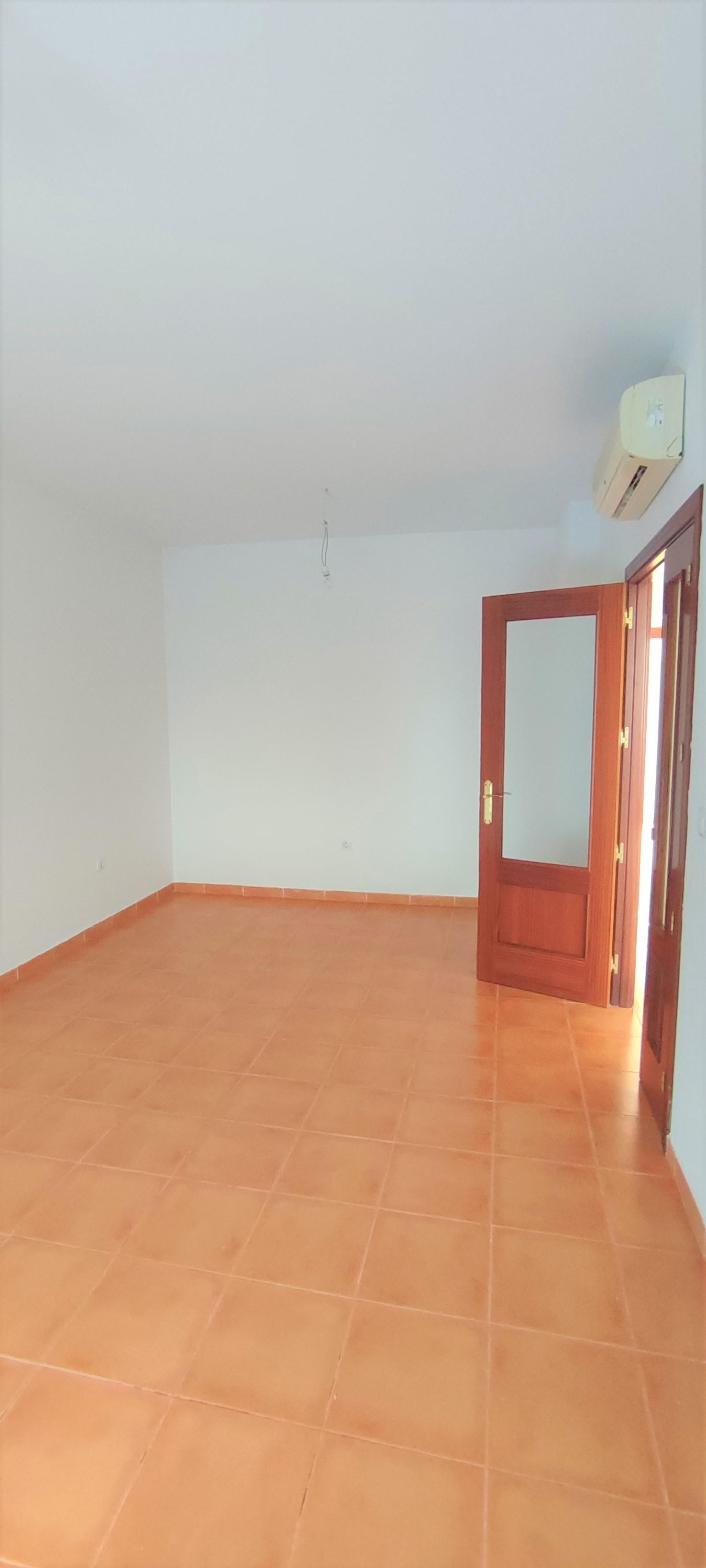 For sale of house in Morón de la Frontera