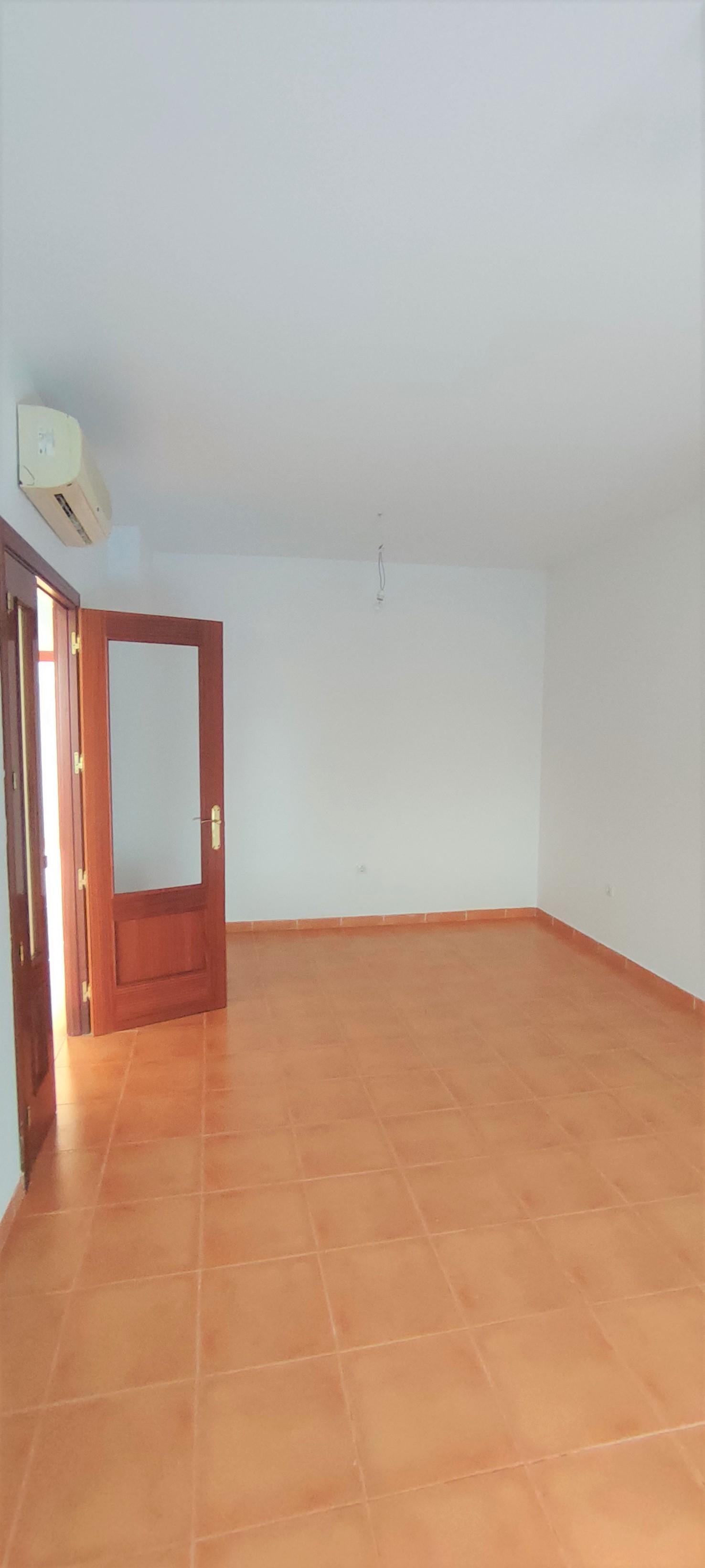 For sale of house in Morón de la Frontera