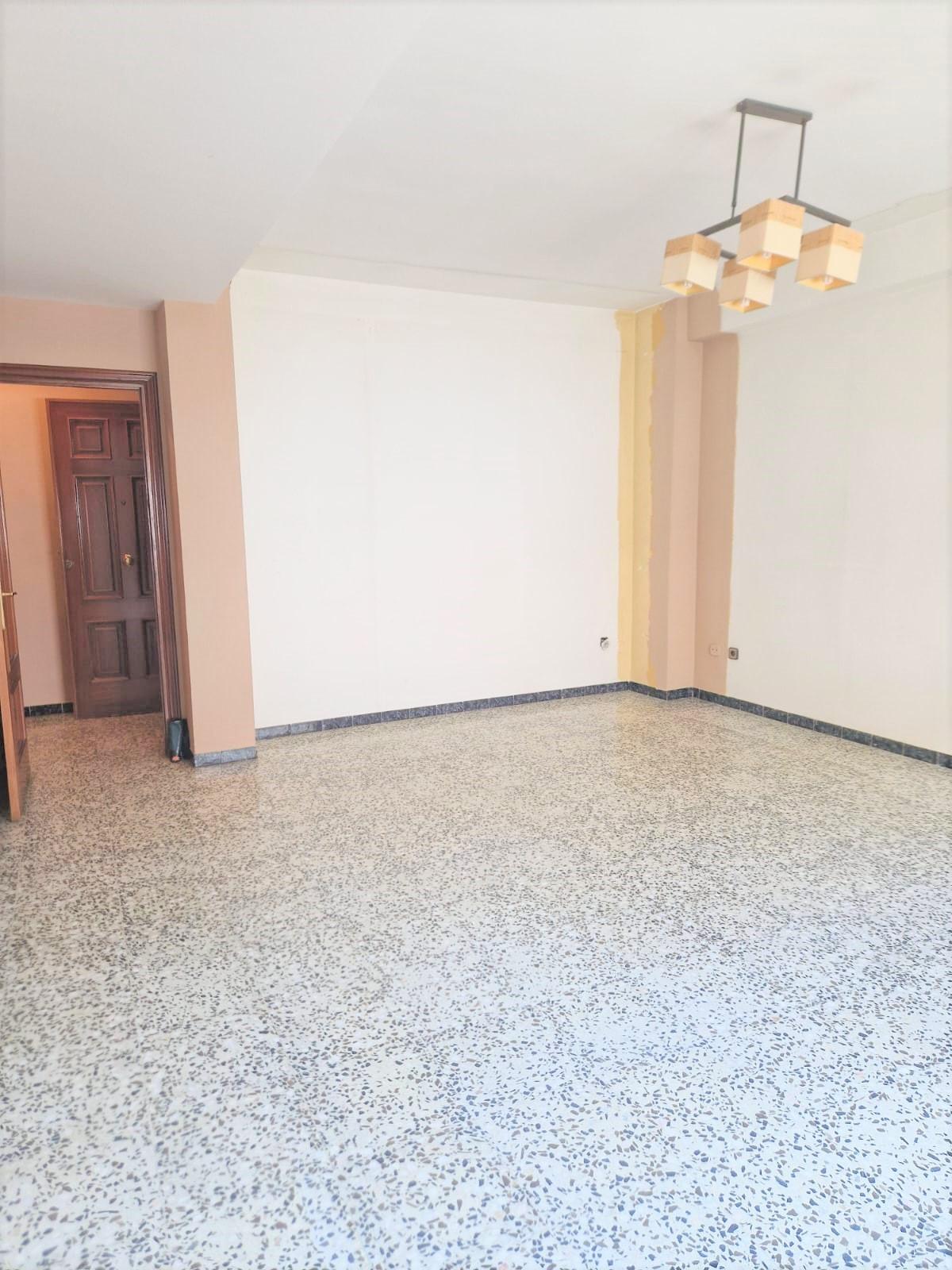 For sale of flat in Morón de la Frontera