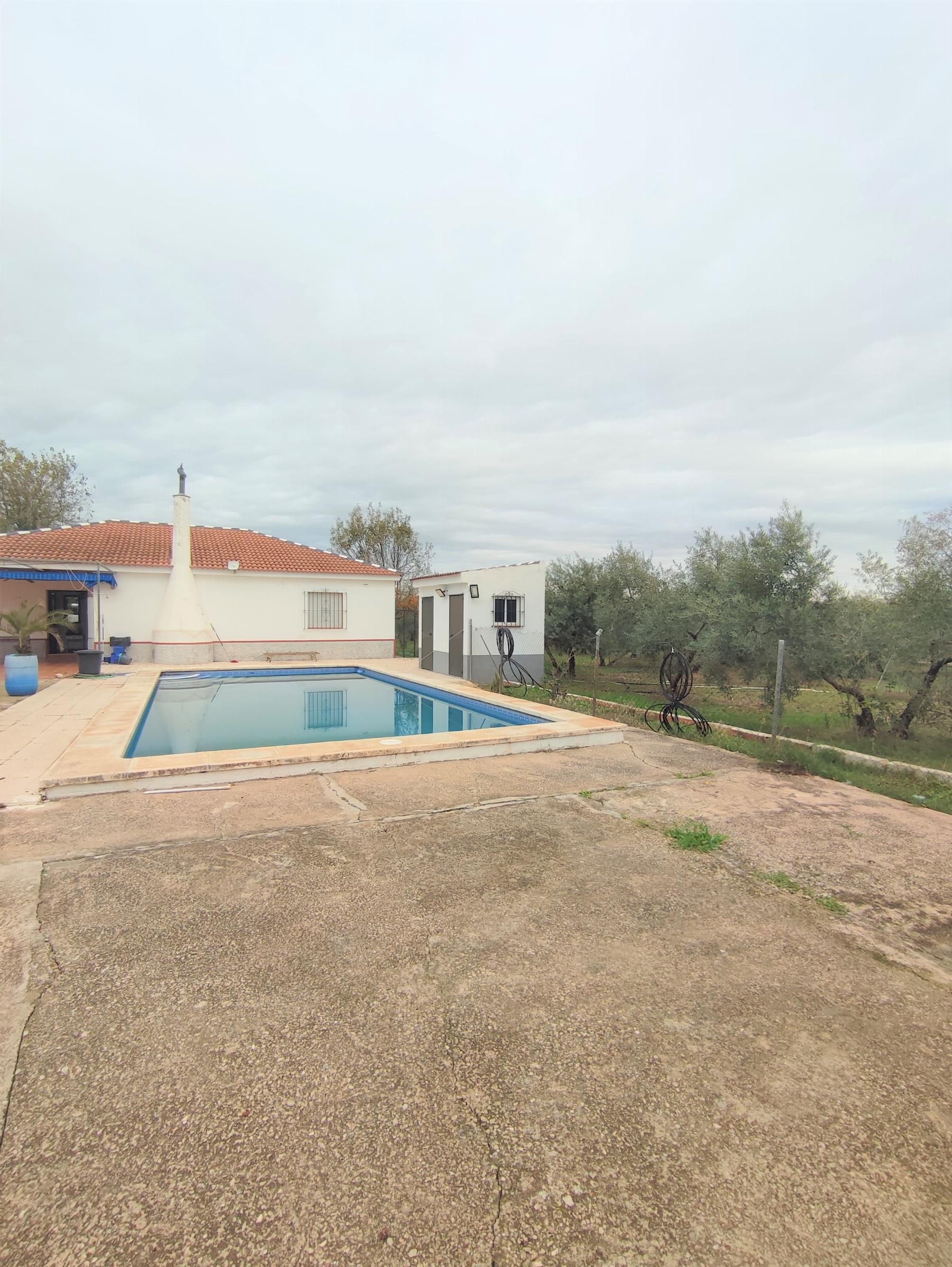 For sale of chalet in Morón de la Frontera