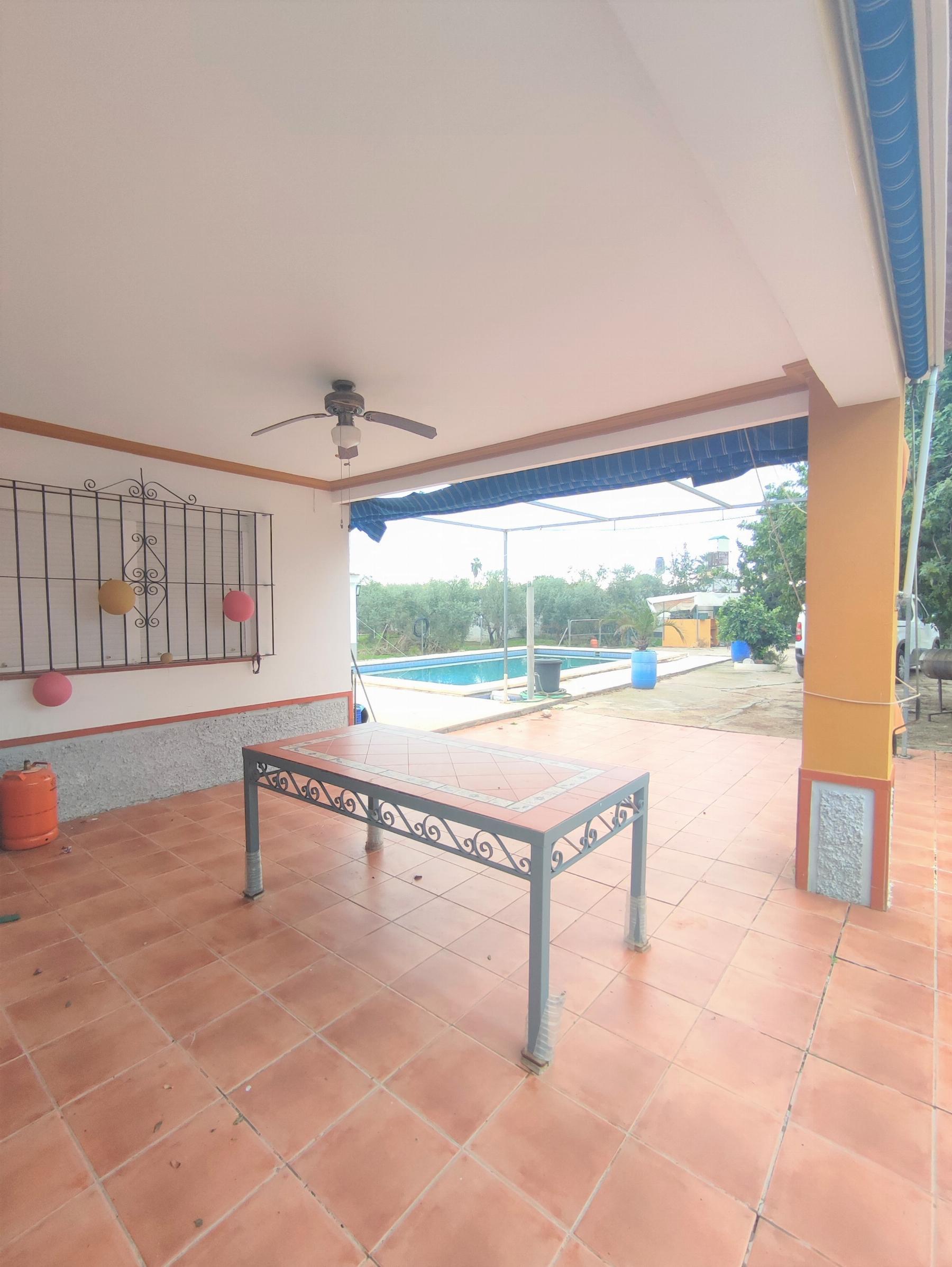 For sale of chalet in Morón de la Frontera