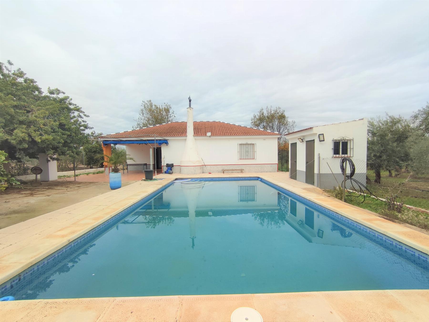 For sale of chalet in Morón de la Frontera