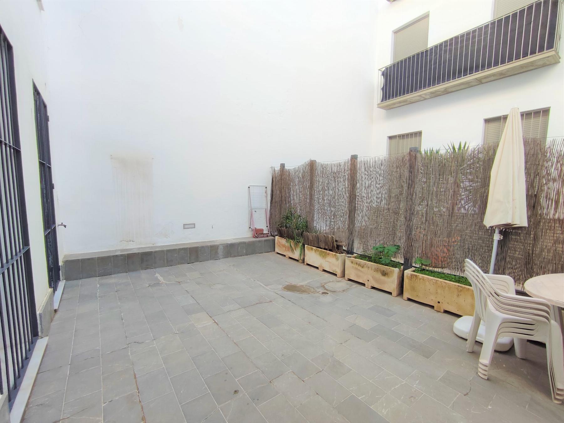 For sale of flat in Morón de la Frontera