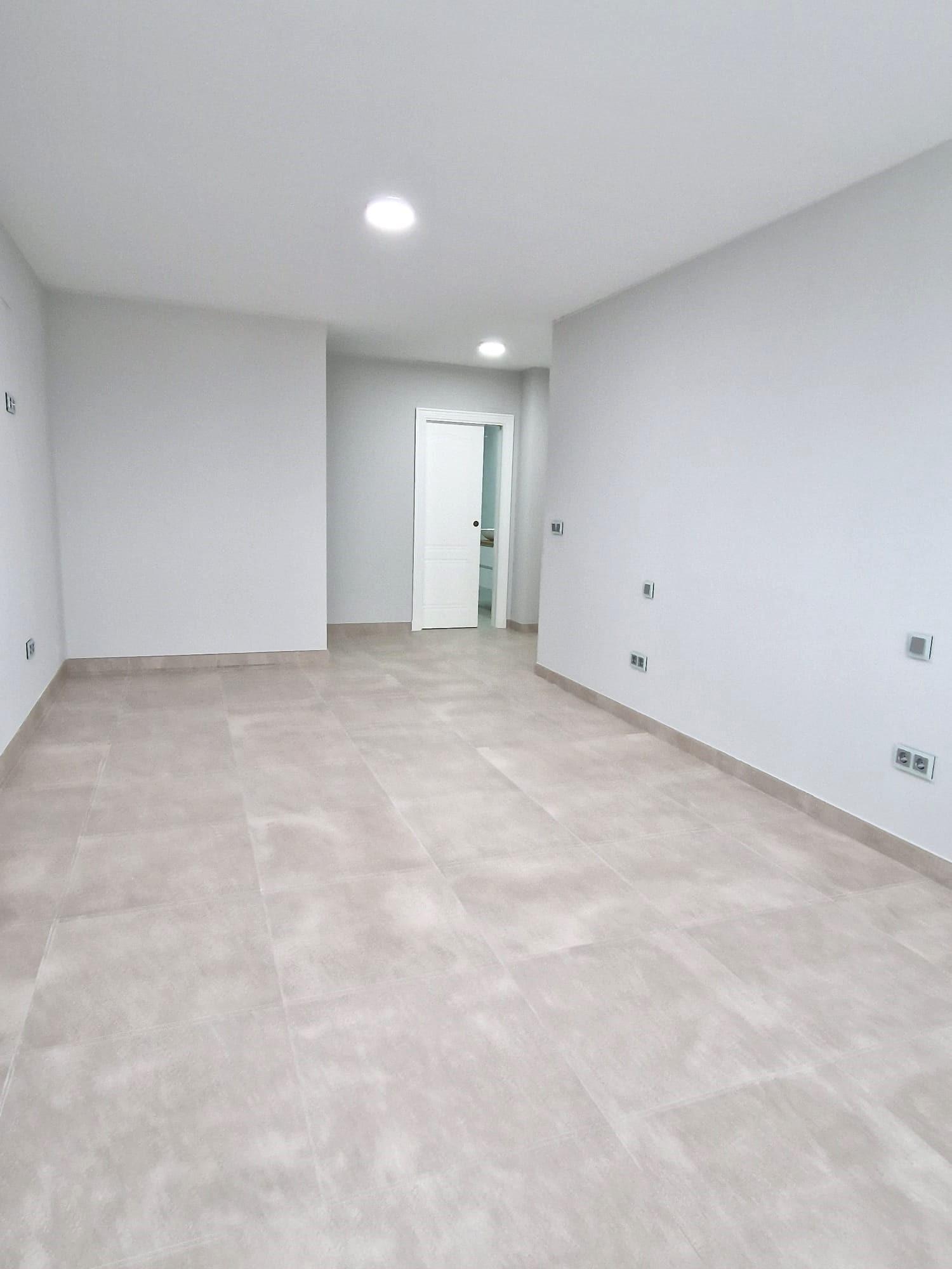 For sale of flat in Sevilla