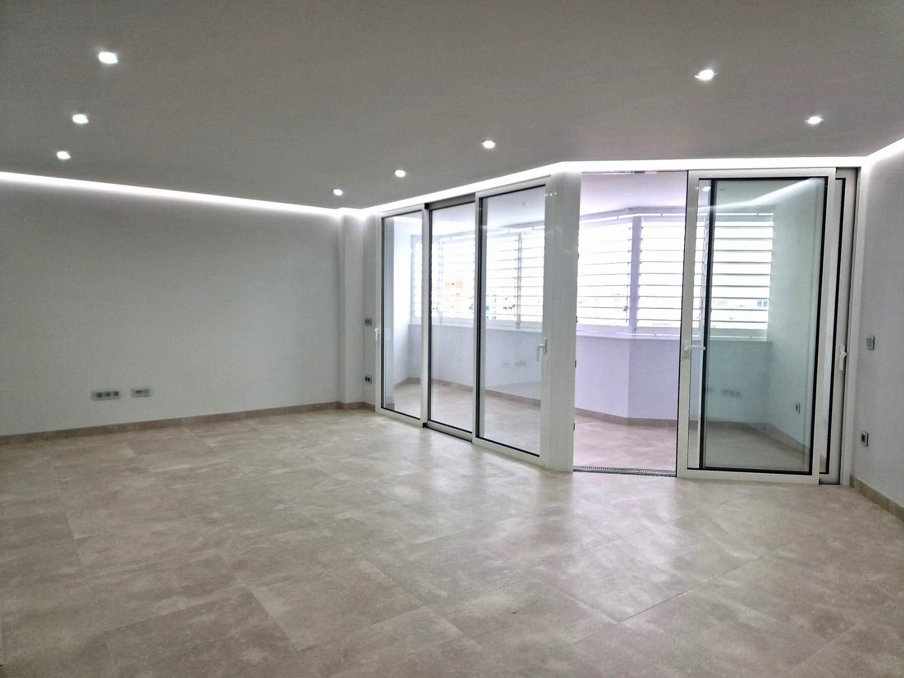 For sale of flat in Sevilla