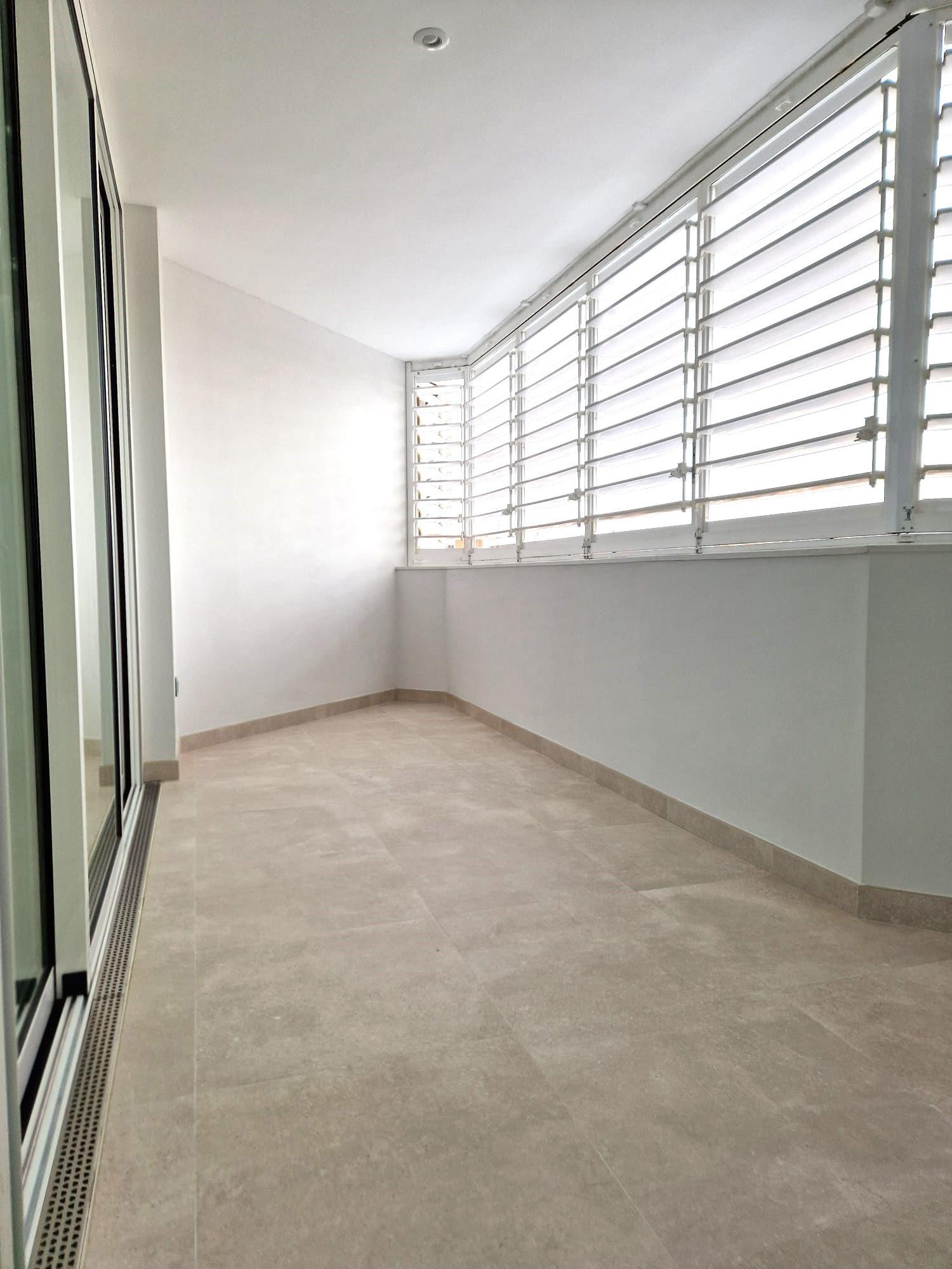 For sale of flat in Sevilla