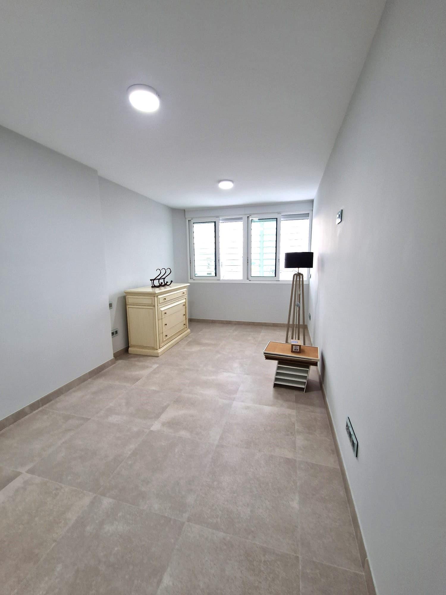 For sale of flat in Sevilla