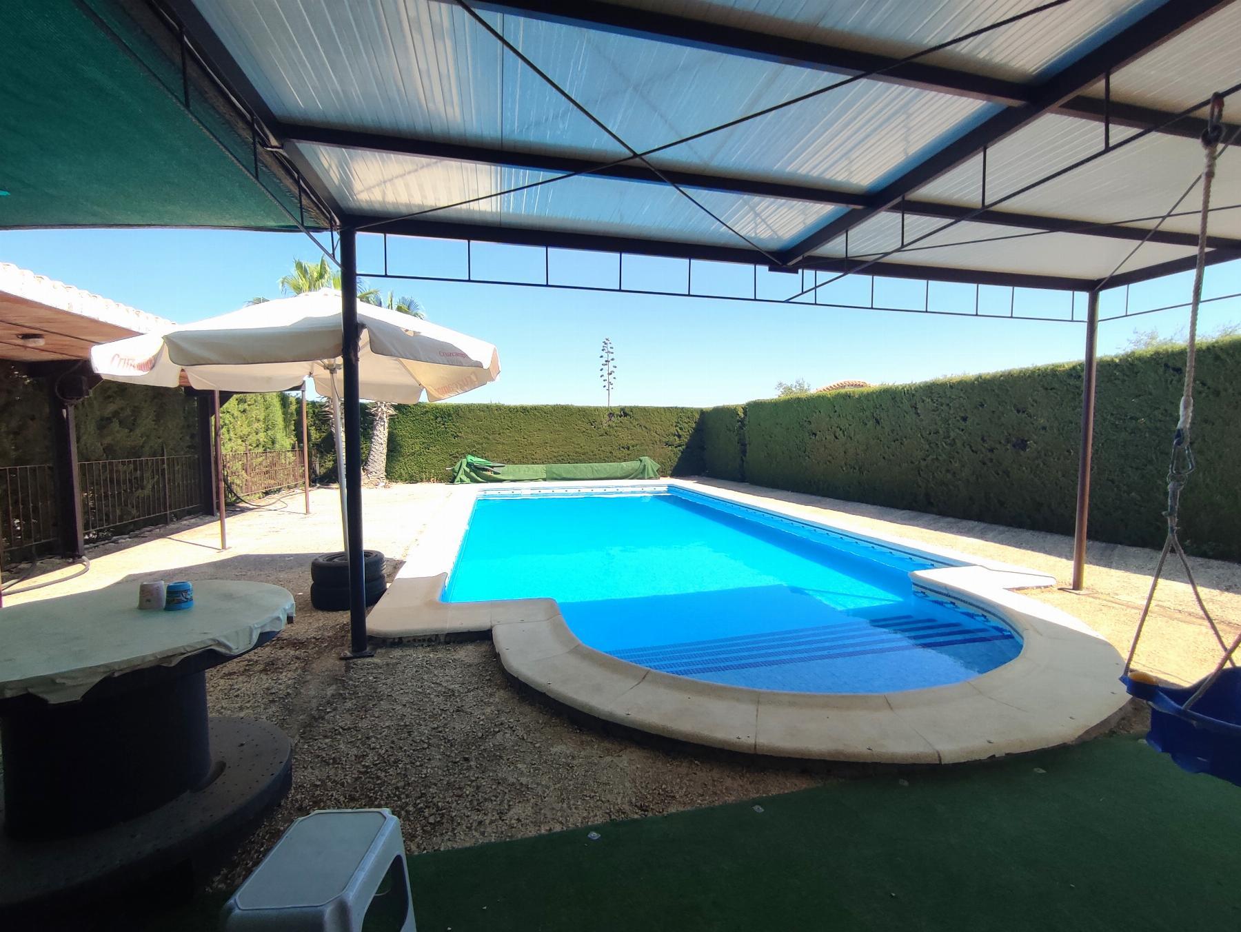 For sale of chalet in Morón de la Frontera