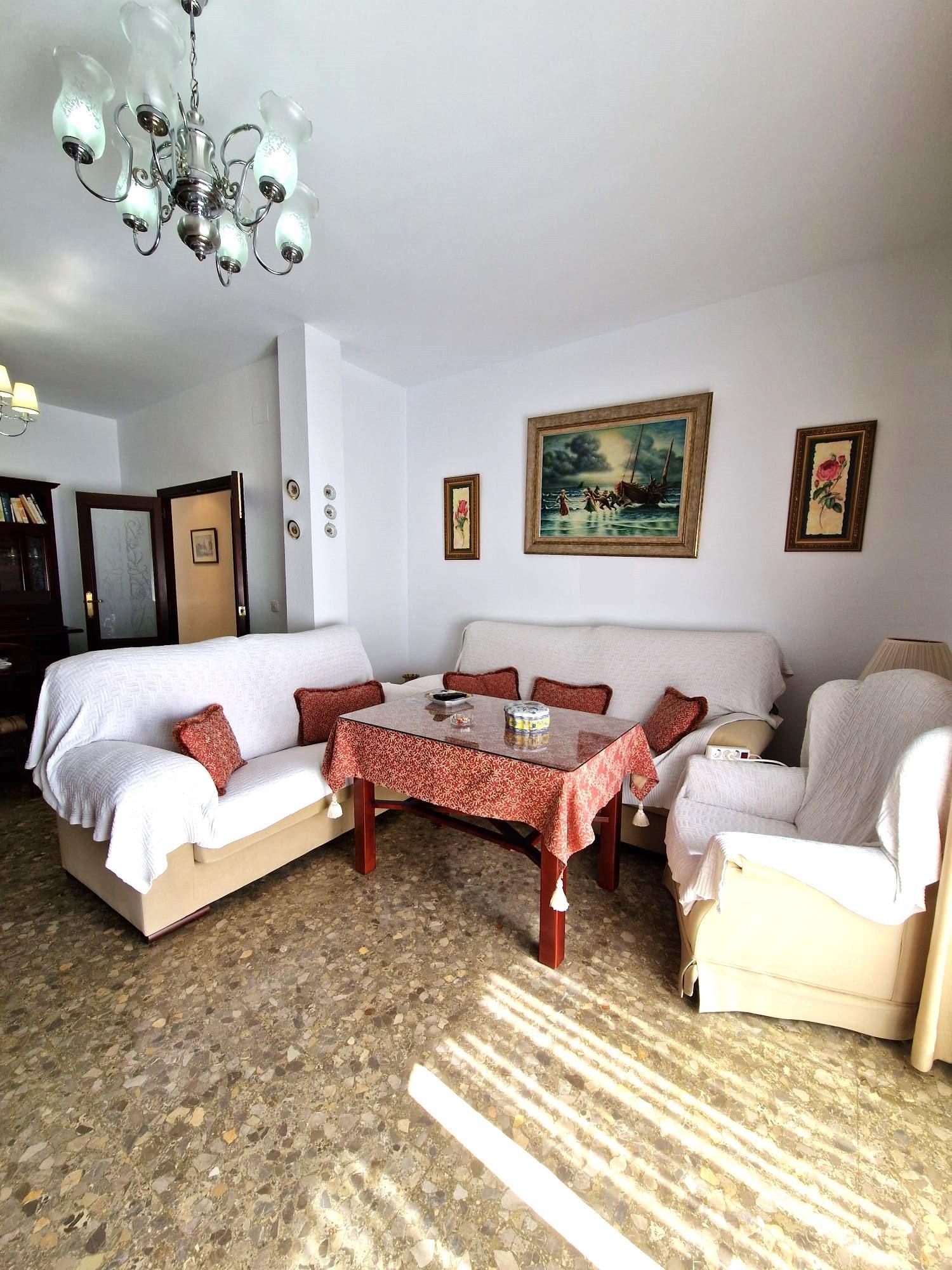 For sale of flat in Morón de la Frontera