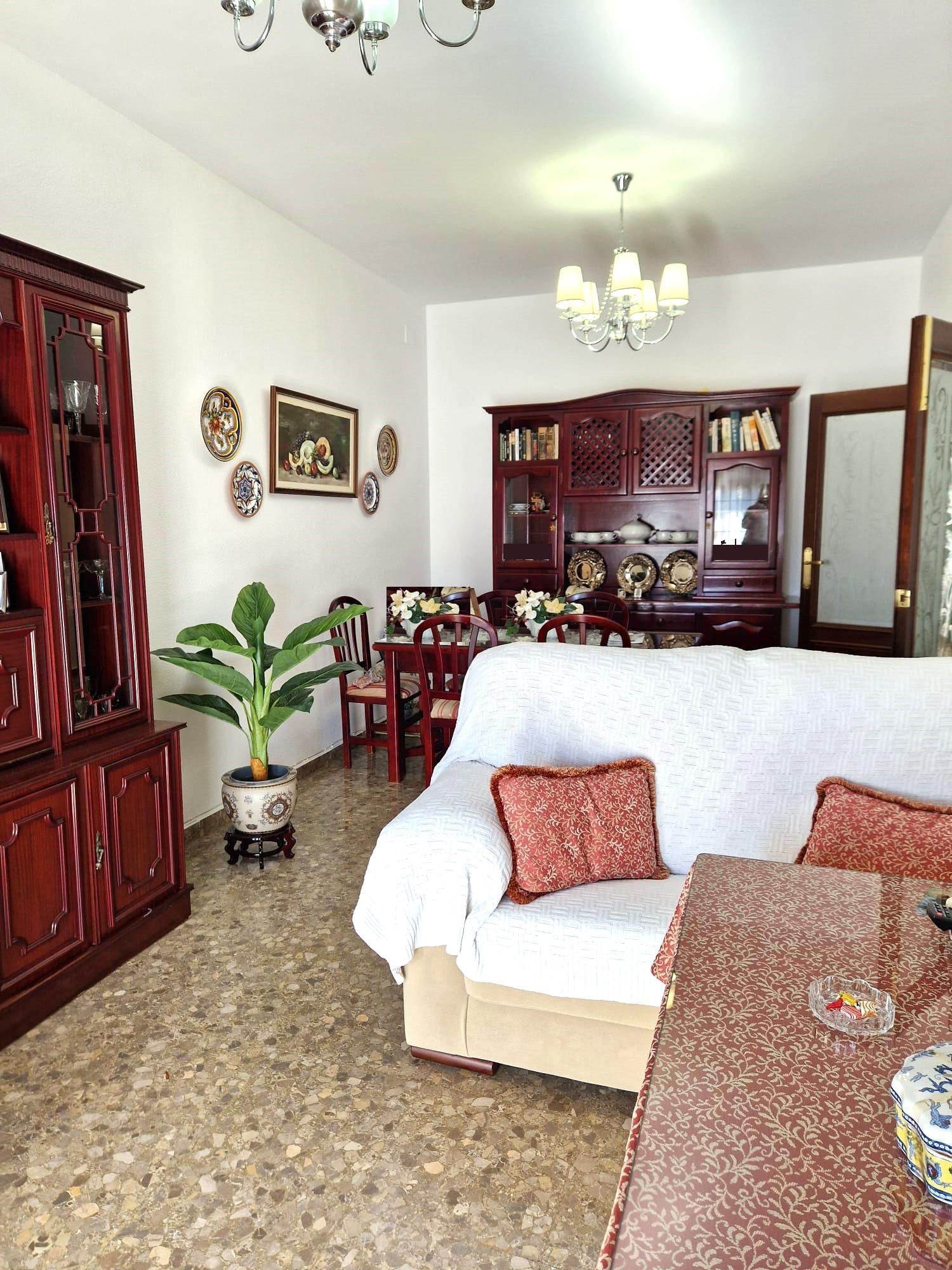 For sale of flat in Morón de la Frontera