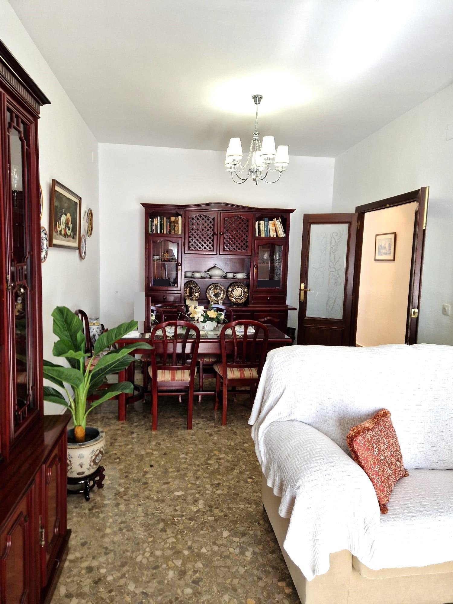 For sale of flat in Morón de la Frontera