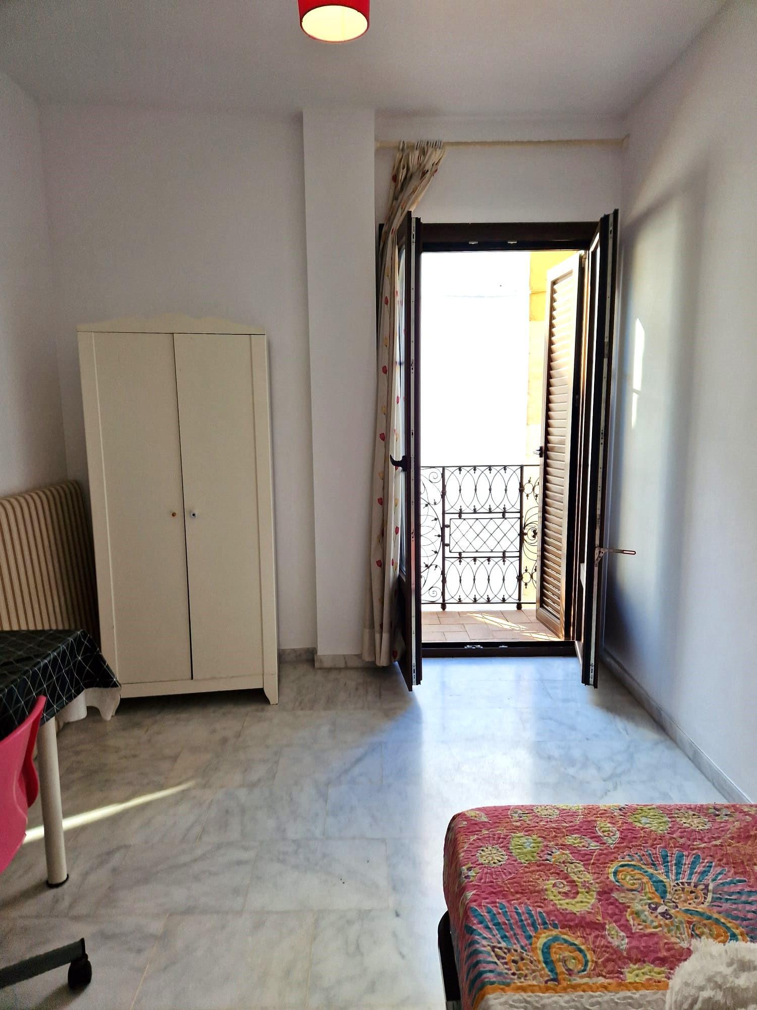For sale of flat in Morón de la Frontera