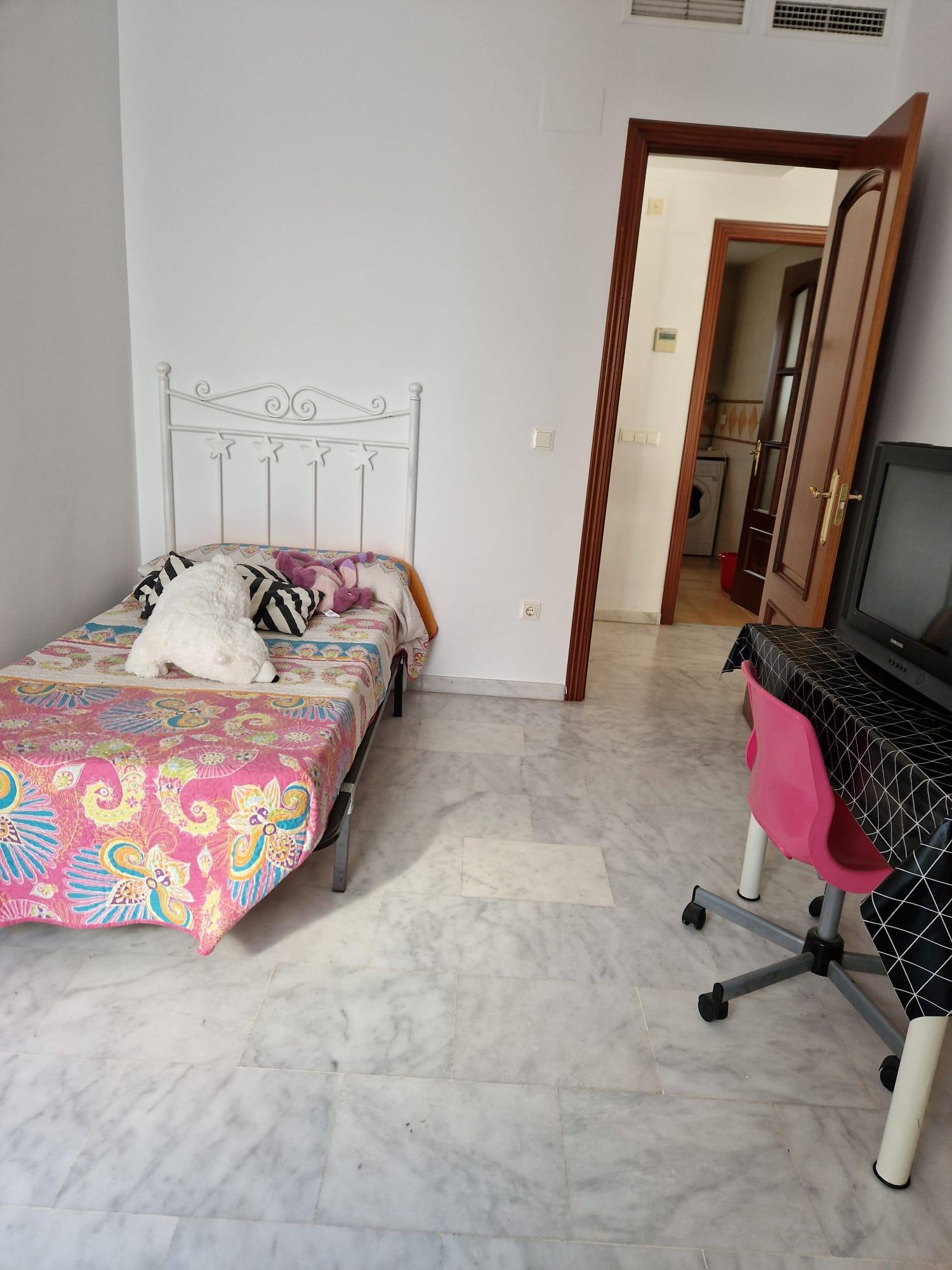 For sale of flat in Morón de la Frontera