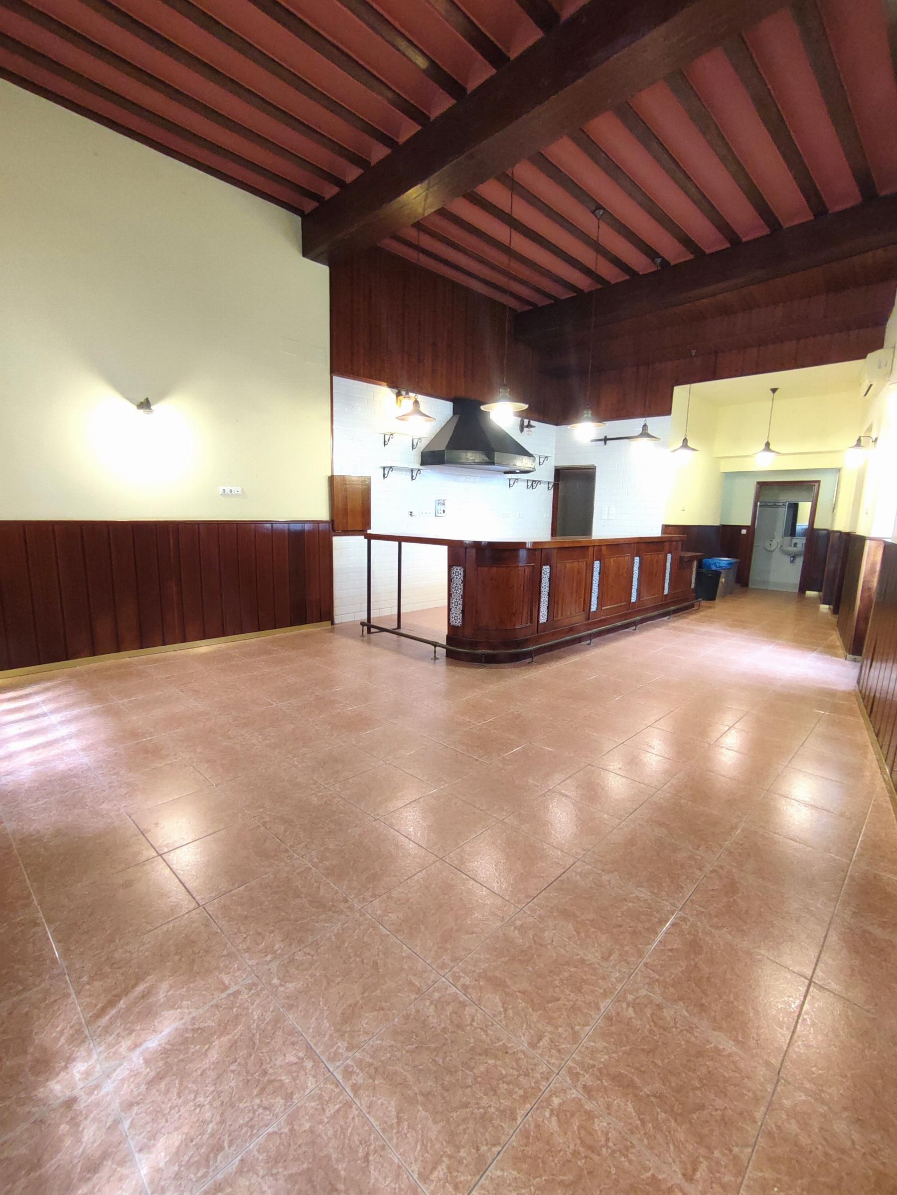 Venta de local comercial en Morón de la Frontera