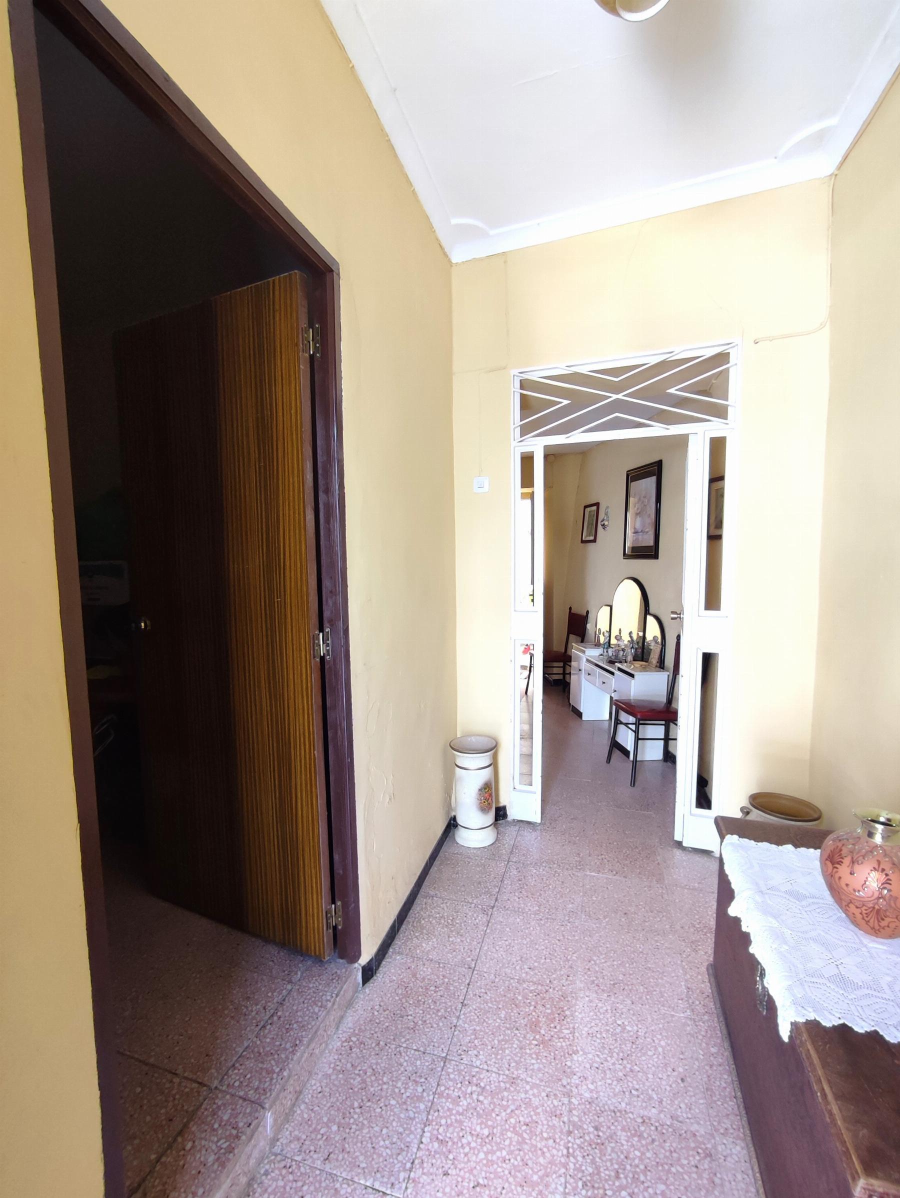 For sale of house in Morón de la Frontera