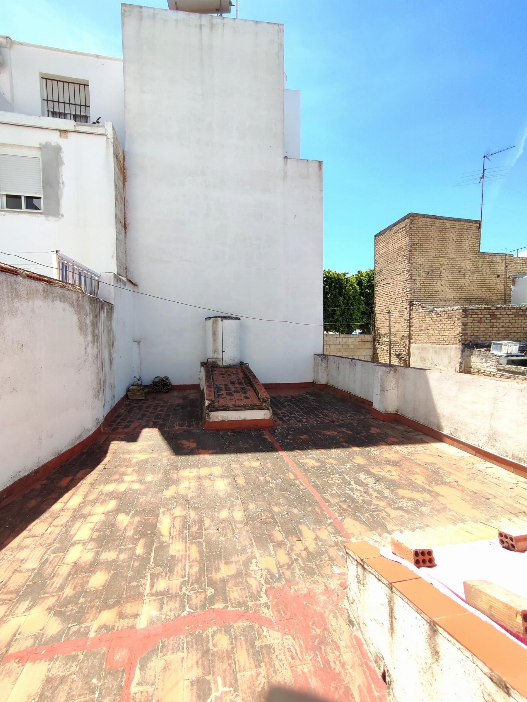 For sale of house in Morón de la Frontera