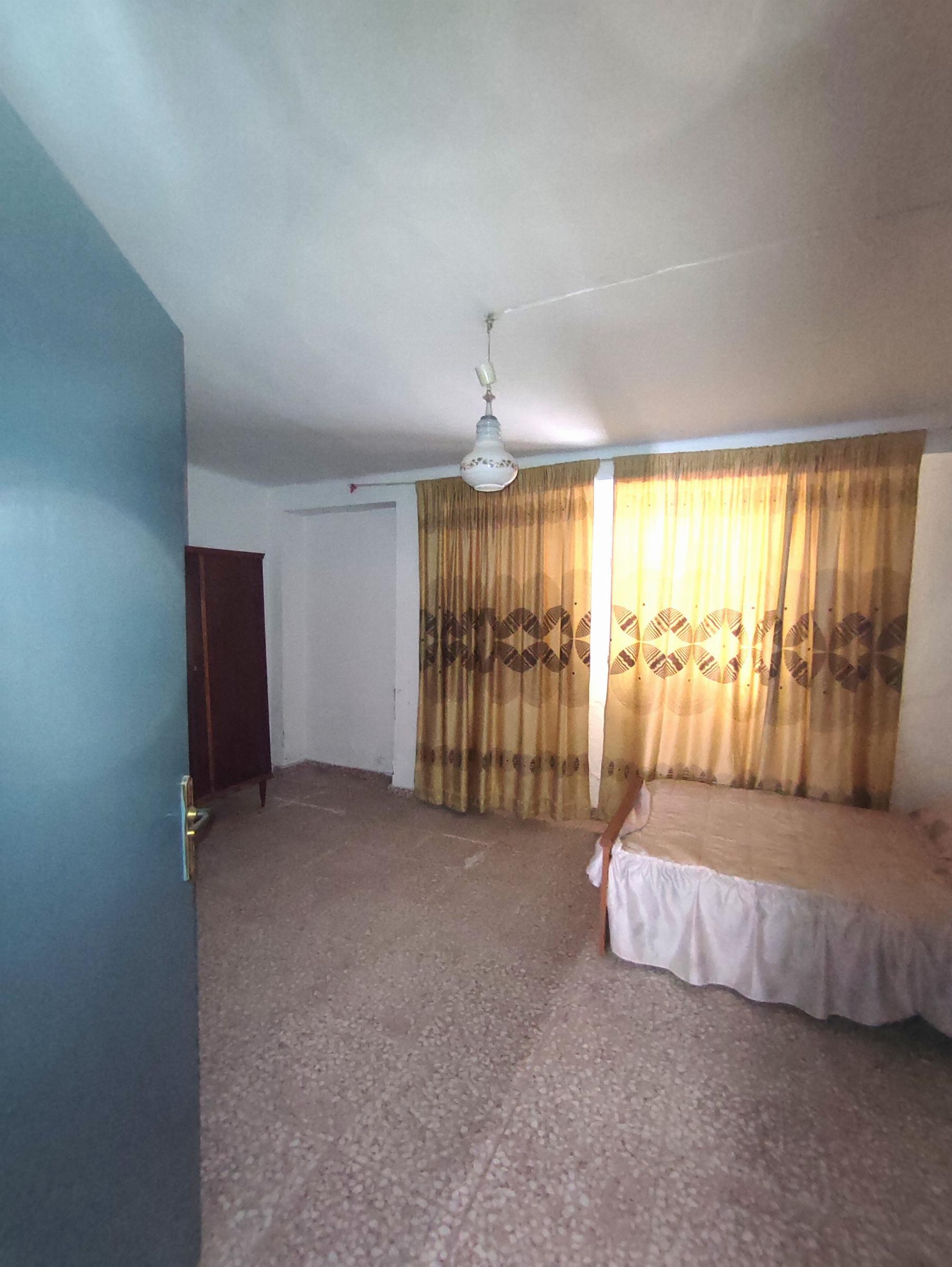 For sale of house in Morón de la Frontera