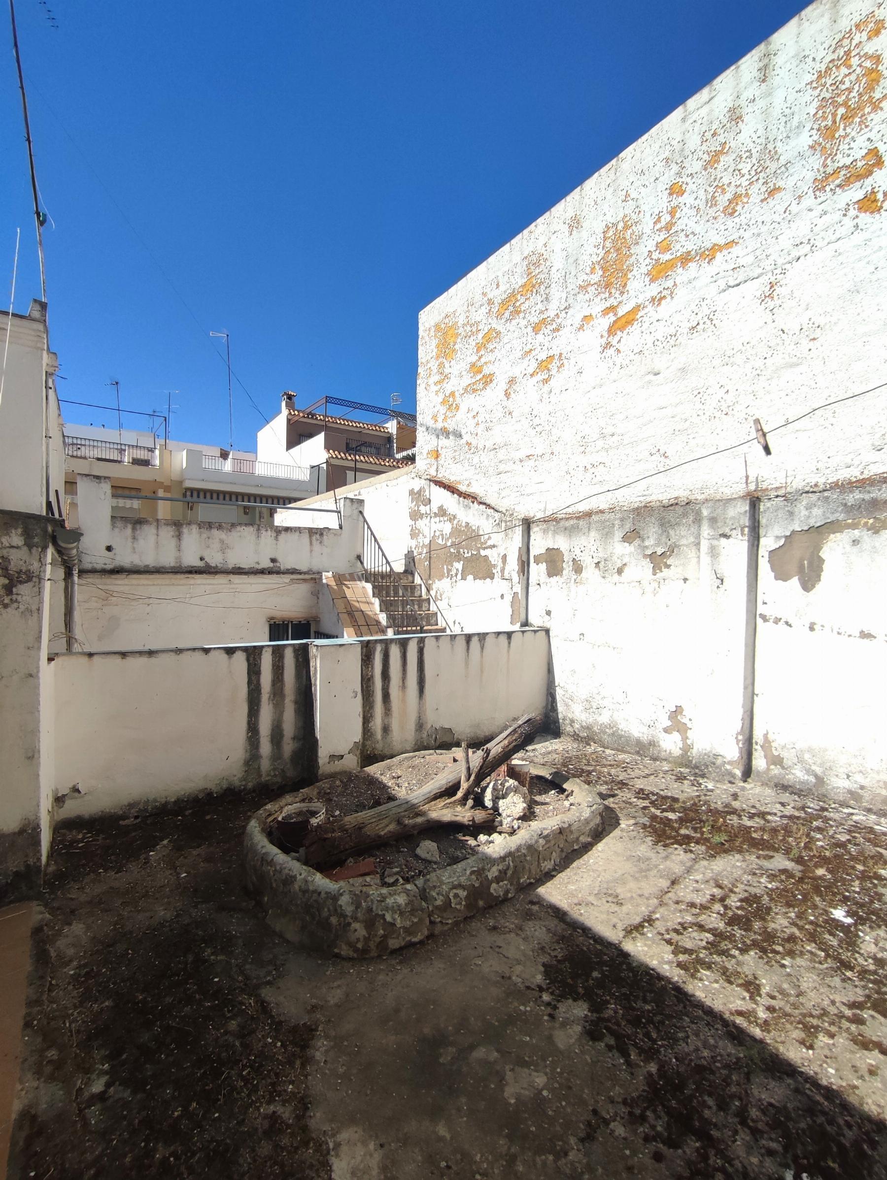 For sale of house in Morón de la Frontera