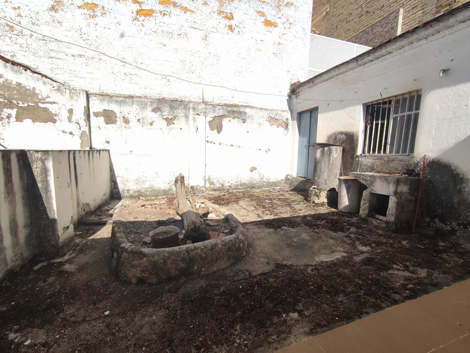 For sale of house in Morón de la Frontera
