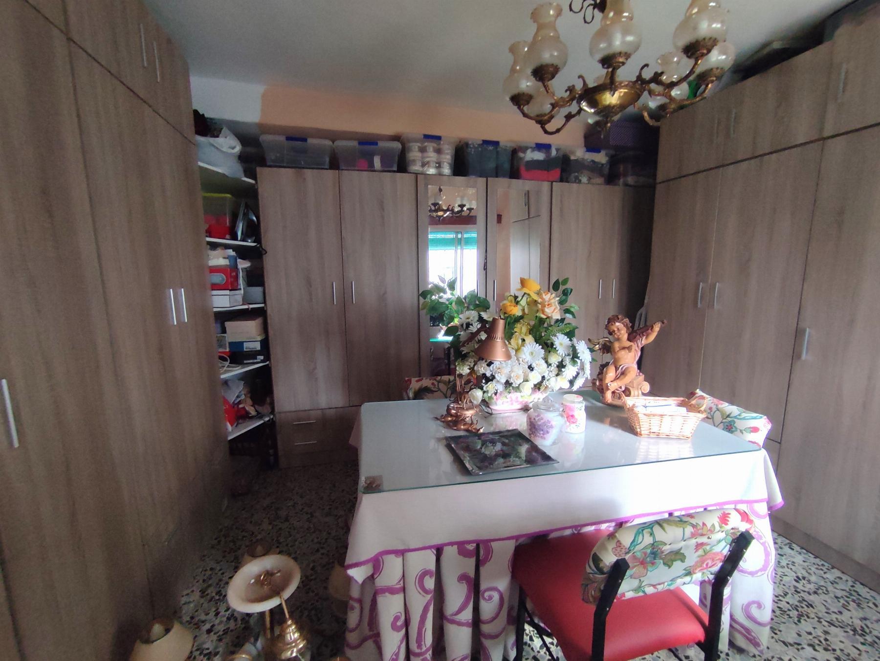 For sale of house in Morón de la Frontera