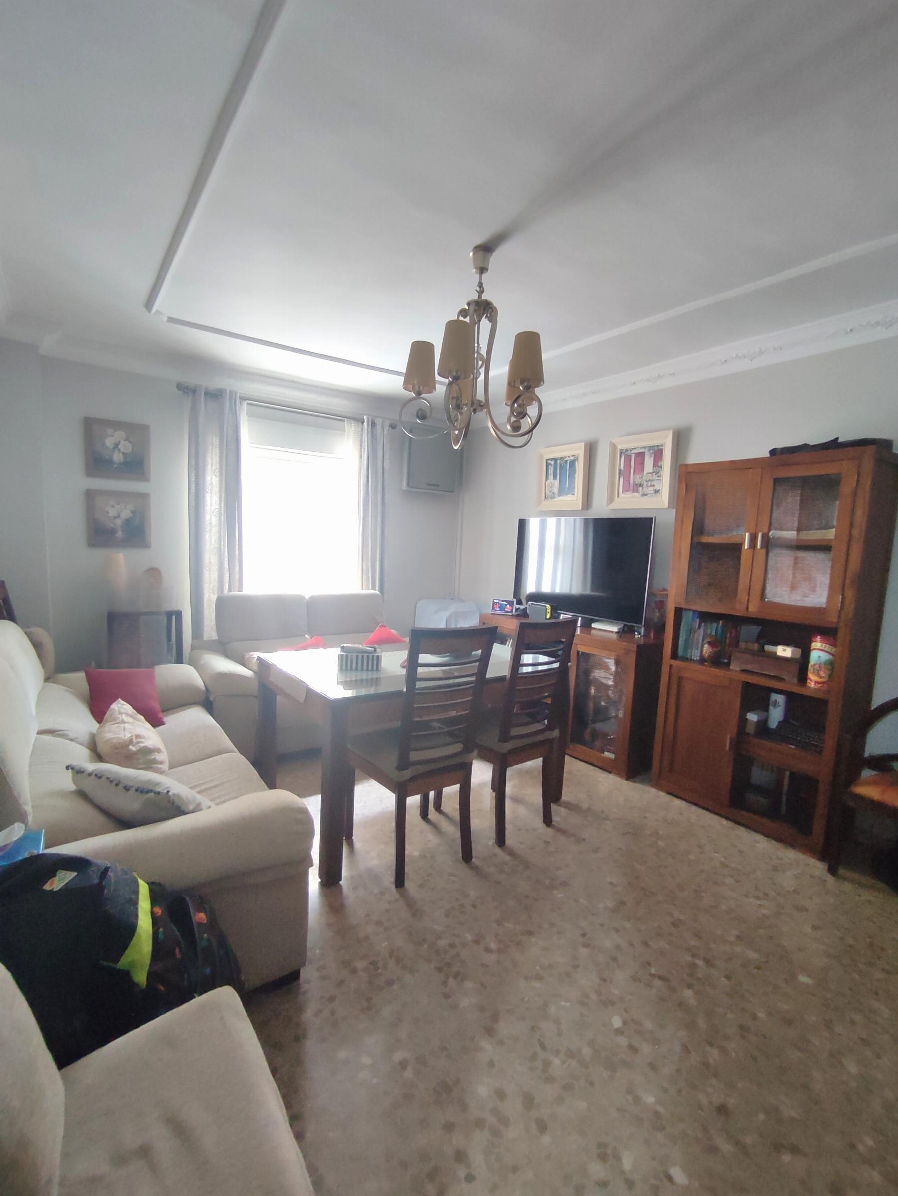 For sale of flat in Morón de la Frontera