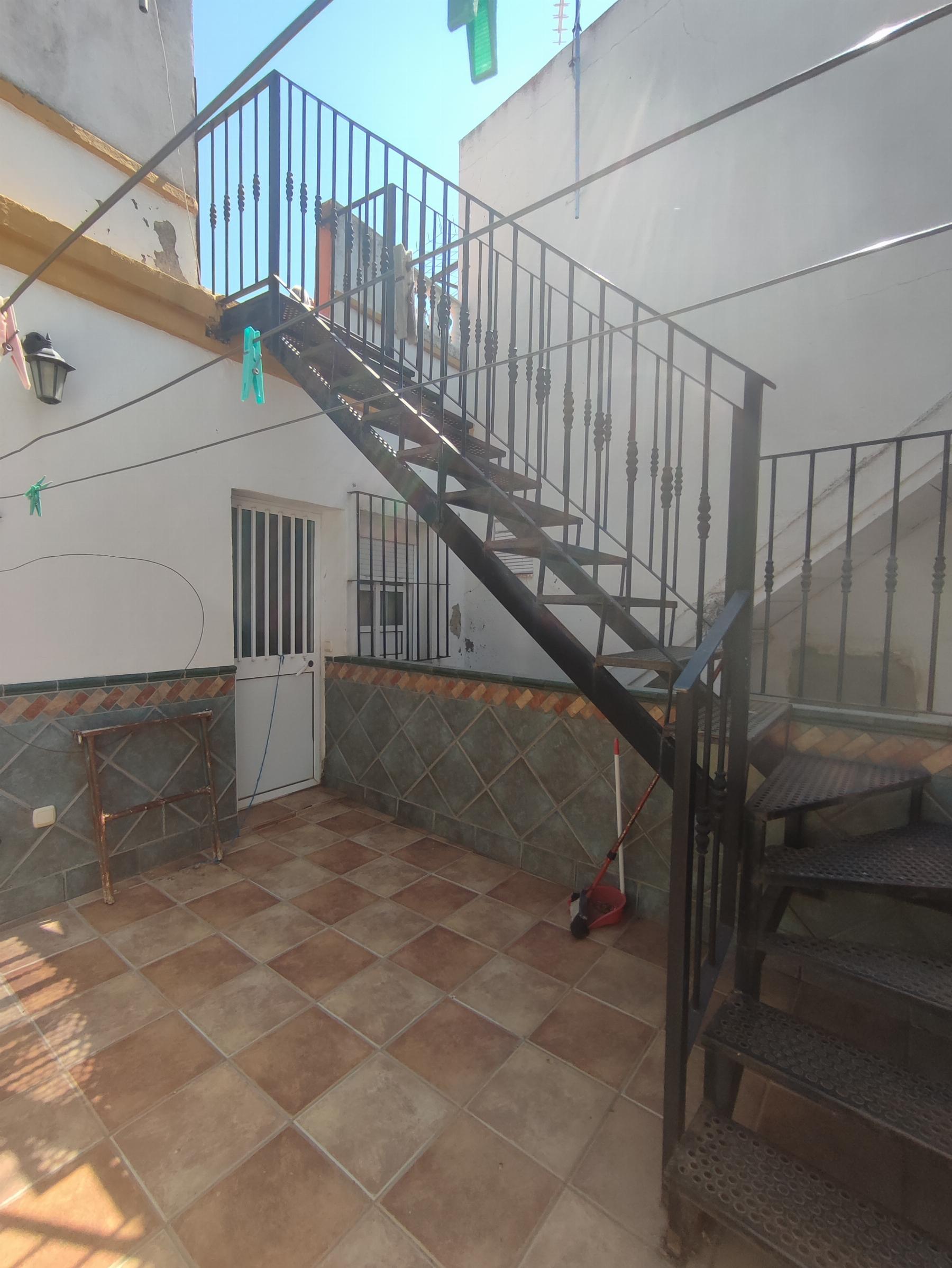 For sale of house in Écija