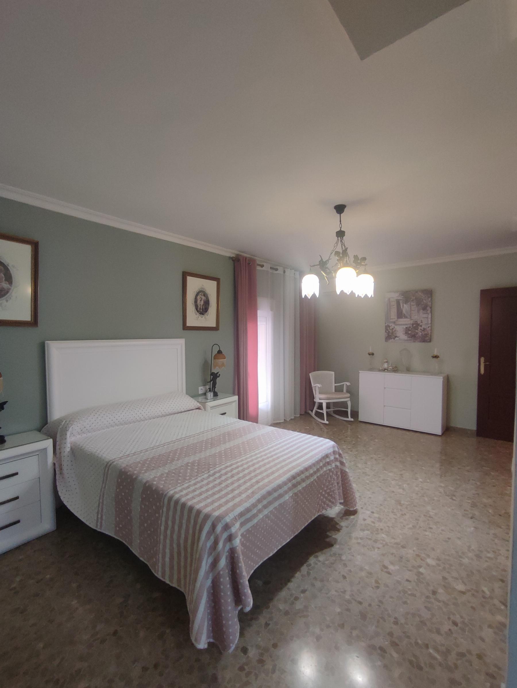 For sale of flat in Morón de la Frontera