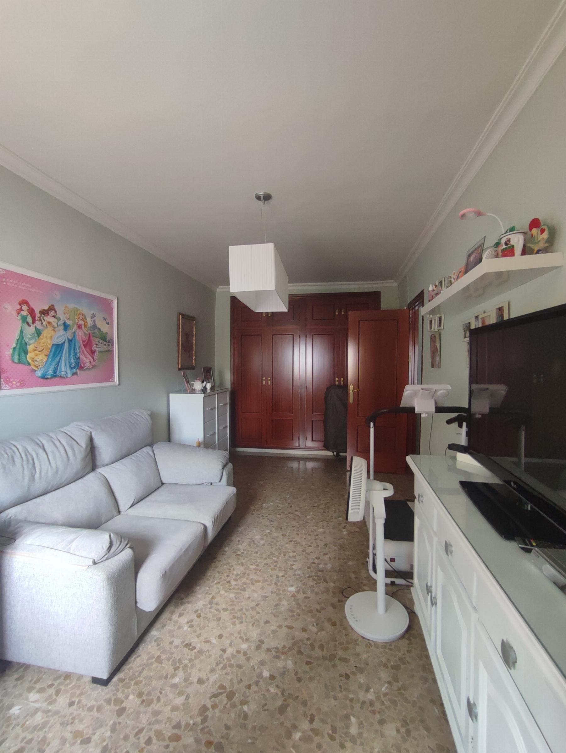For sale of flat in Morón de la Frontera
