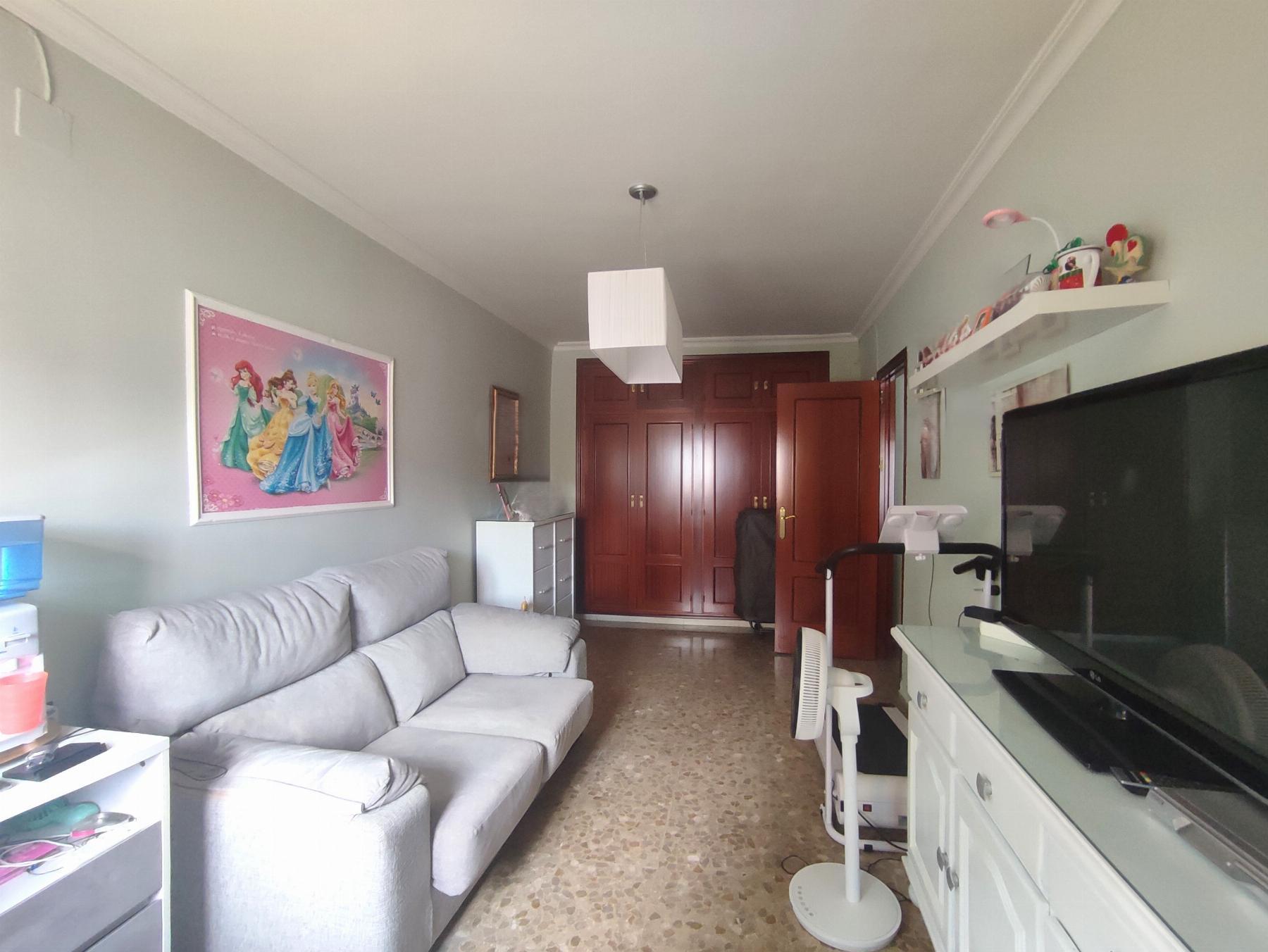 For sale of flat in Morón de la Frontera