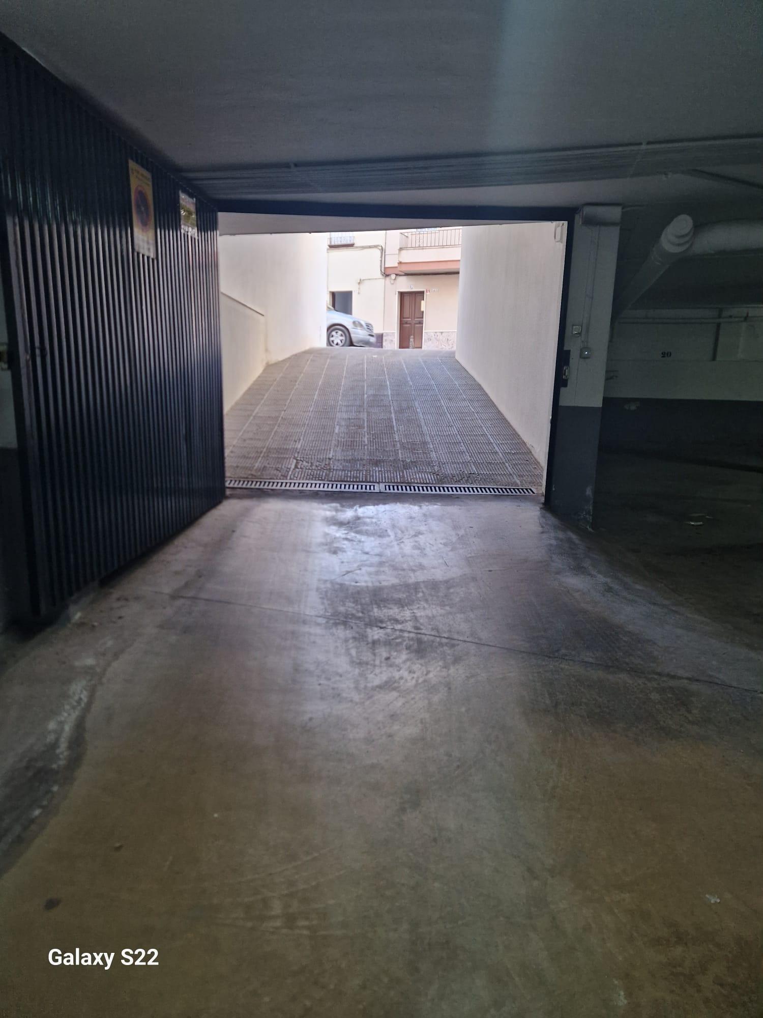 For sale of garage in Morón de la Frontera