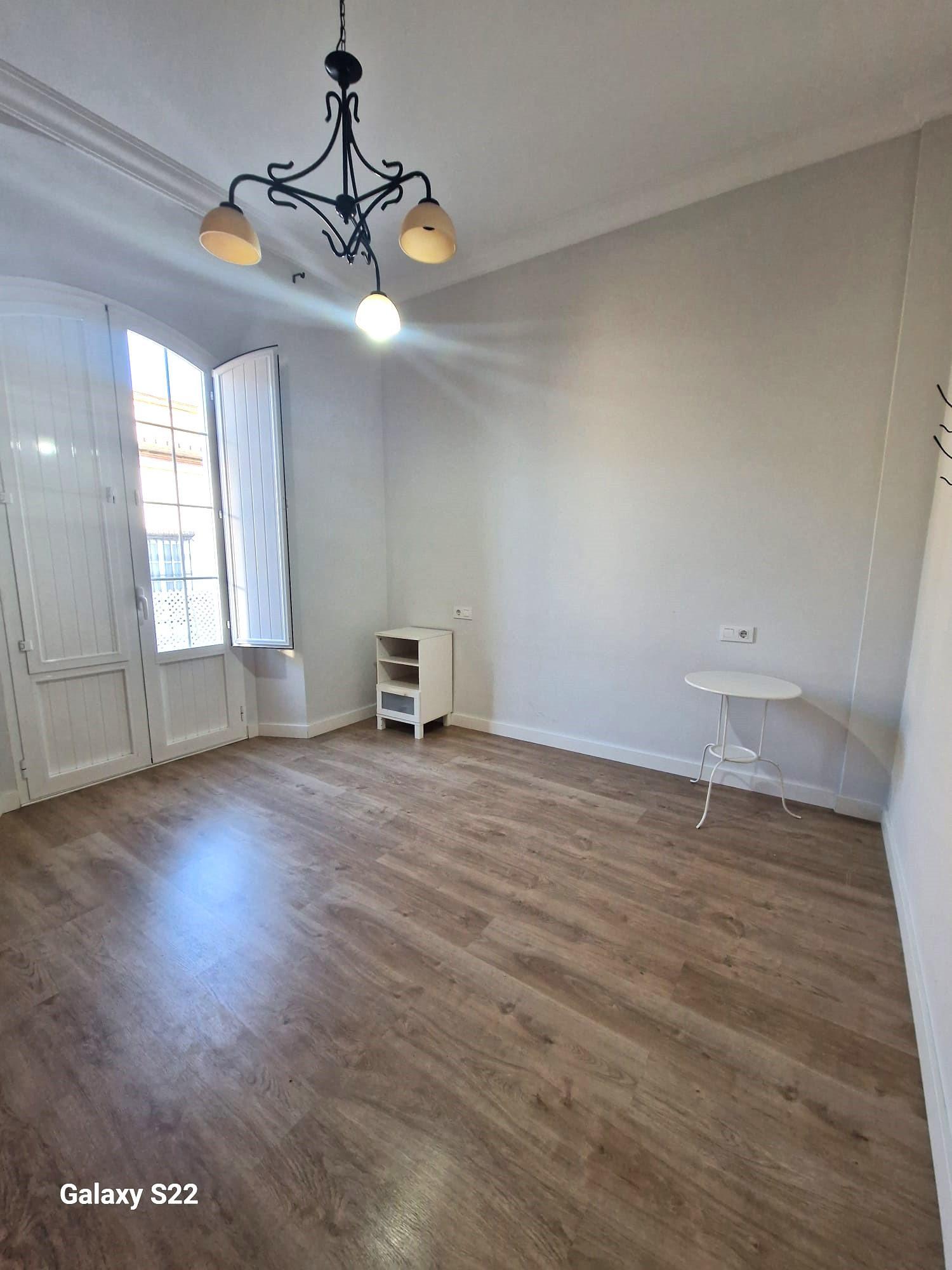 For sale of flat in Morón de la Frontera