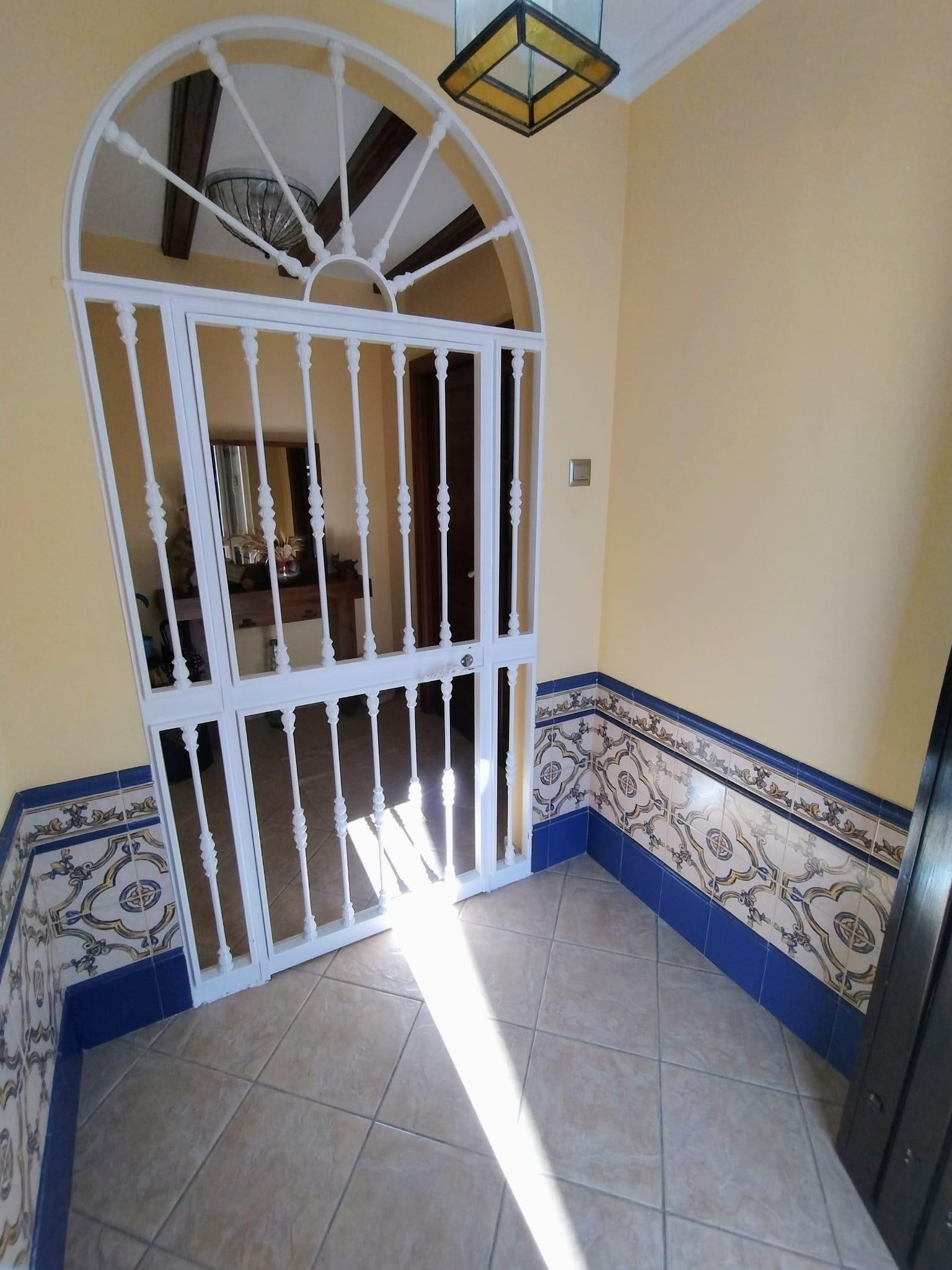 For sale of house in Morón de la Frontera