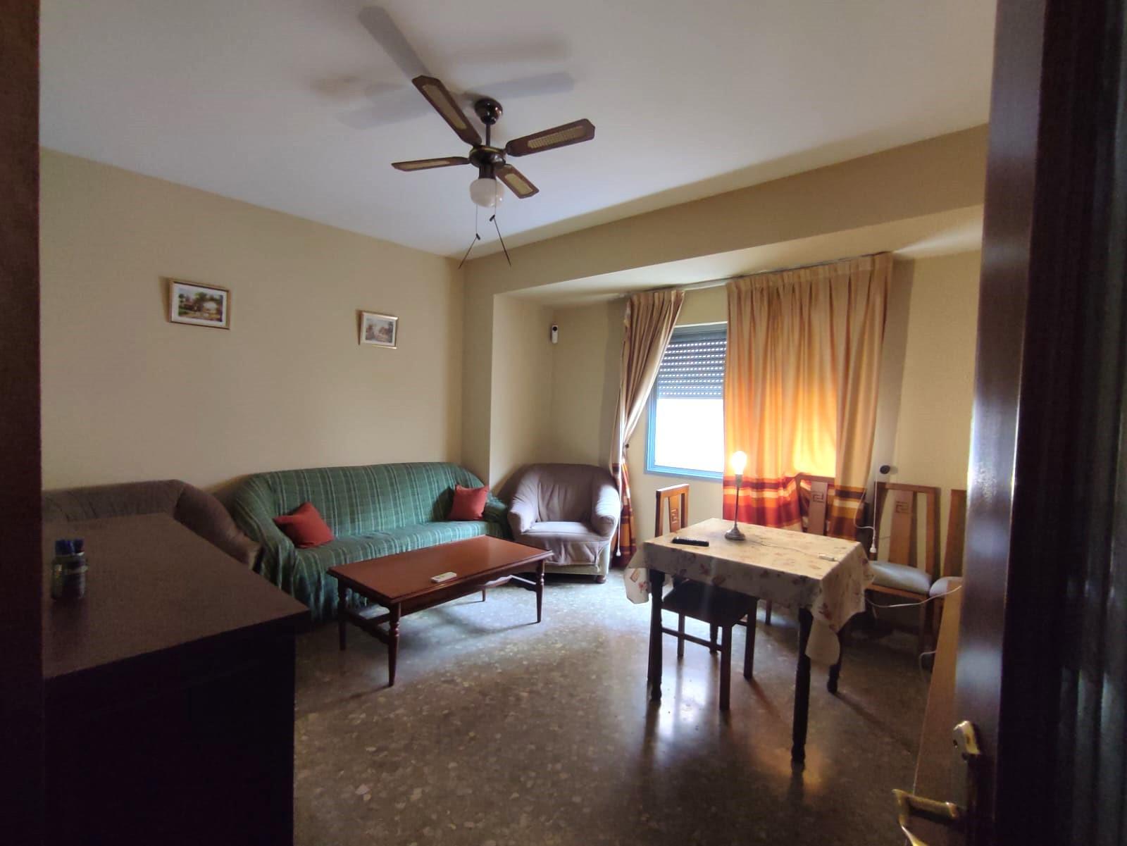 For sale of flat in Morón de la Frontera