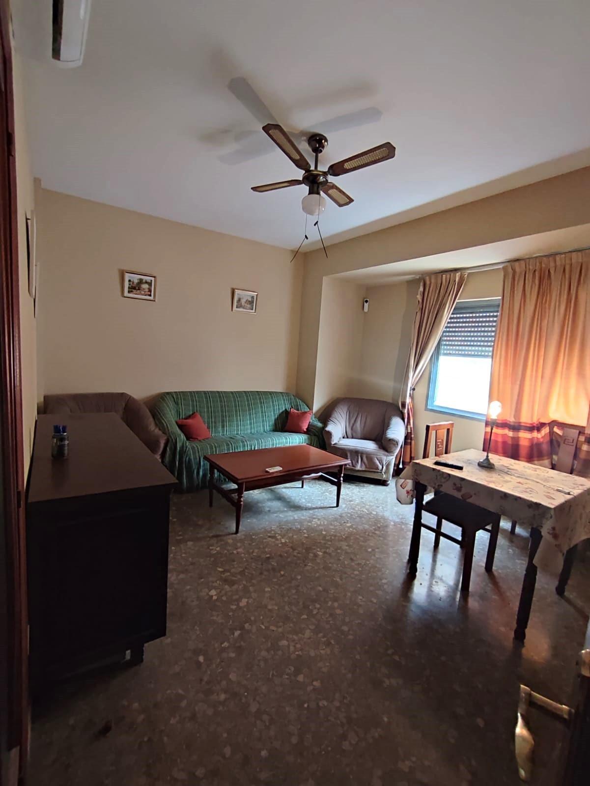 For sale of flat in Morón de la Frontera