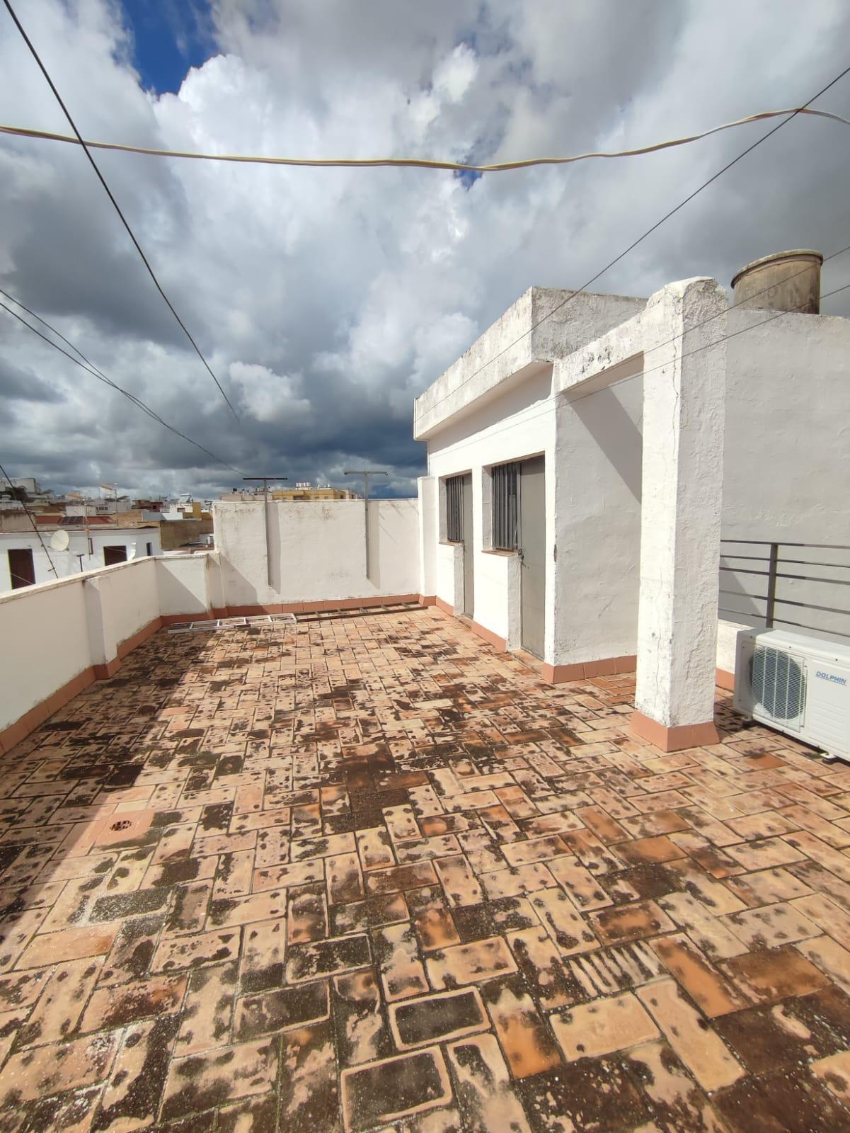 For sale of flat in Morón de la Frontera