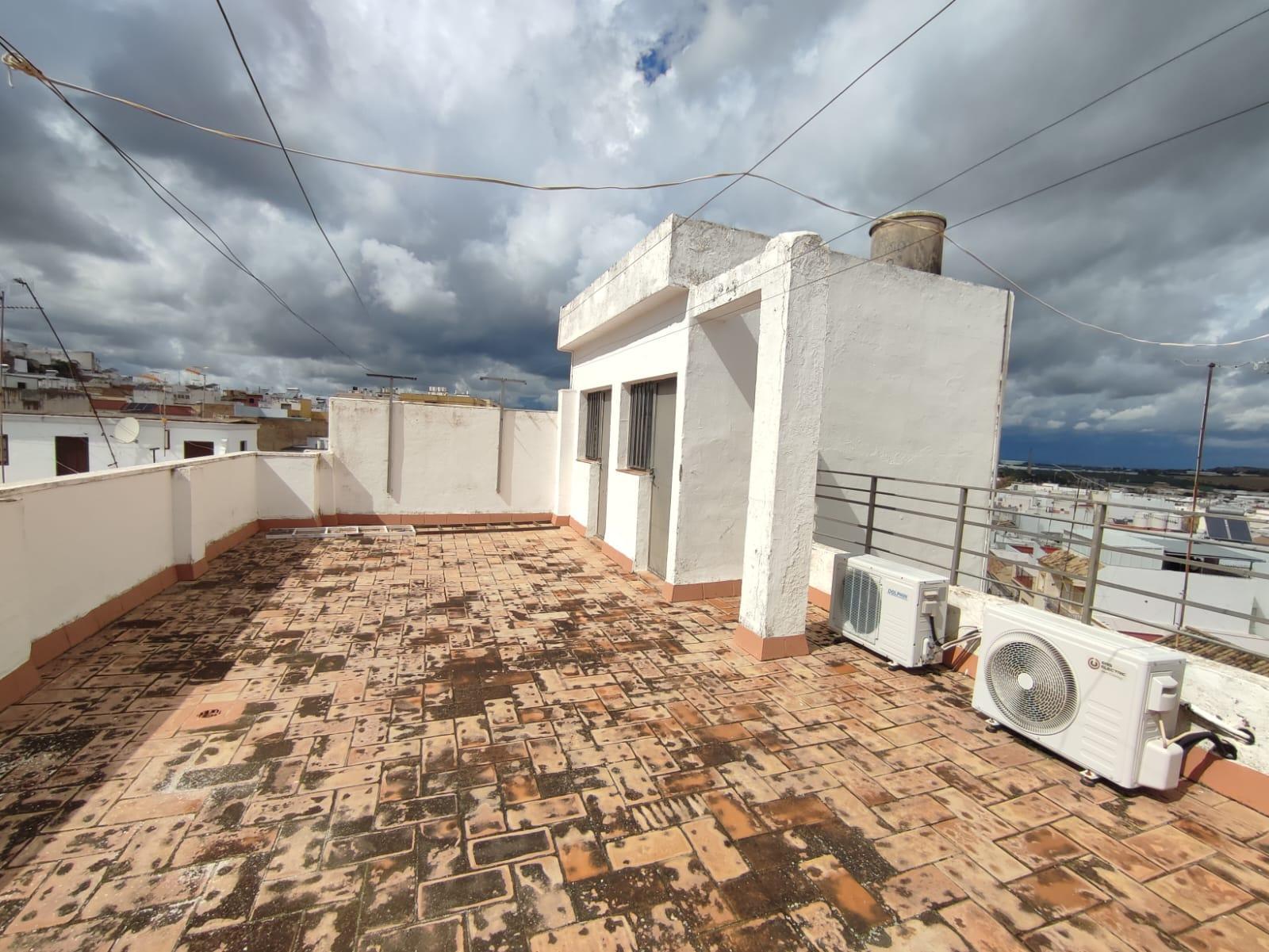 For sale of flat in Morón de la Frontera