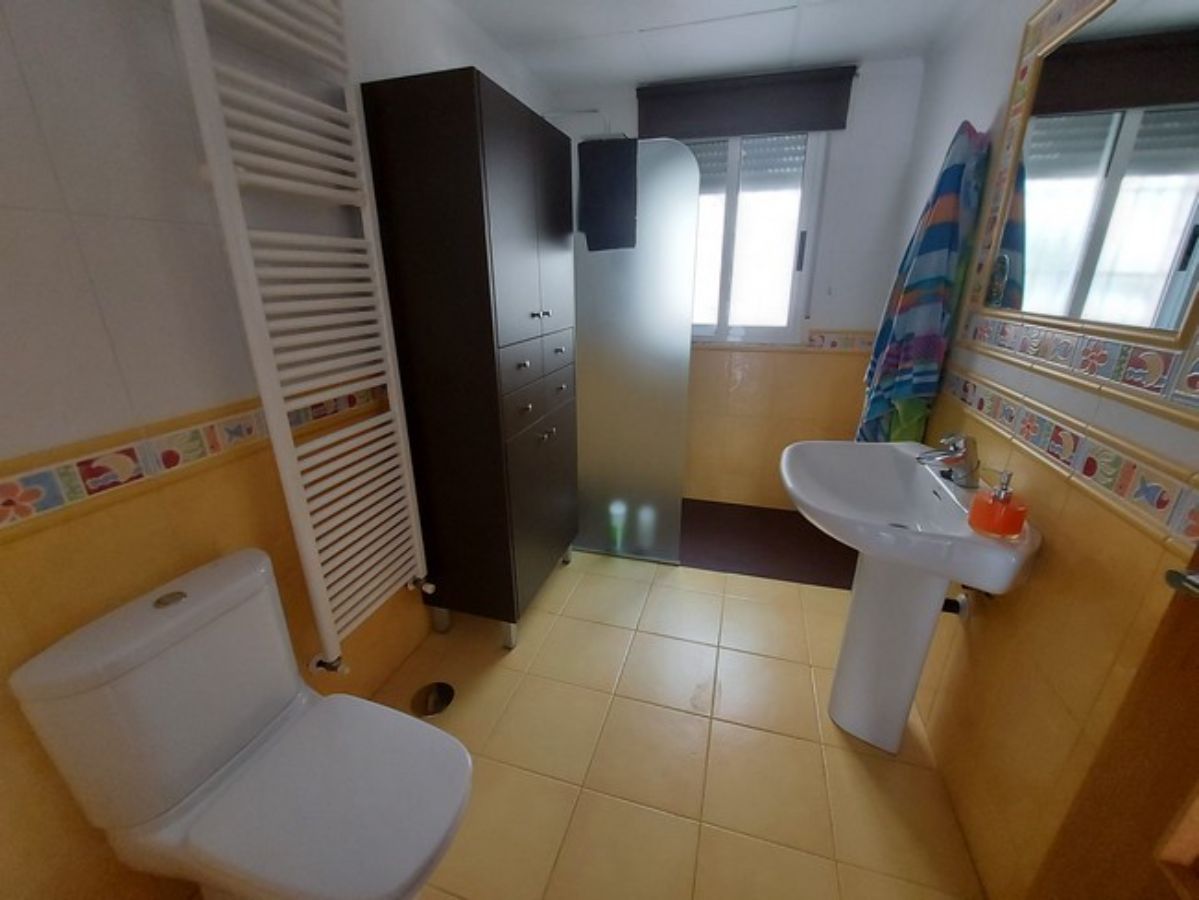 Zu verkaufen von chalet in
 Pilar de la Horadada