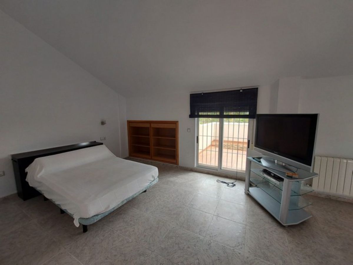 Zu verkaufen von chalet in
 Pilar de la Horadada